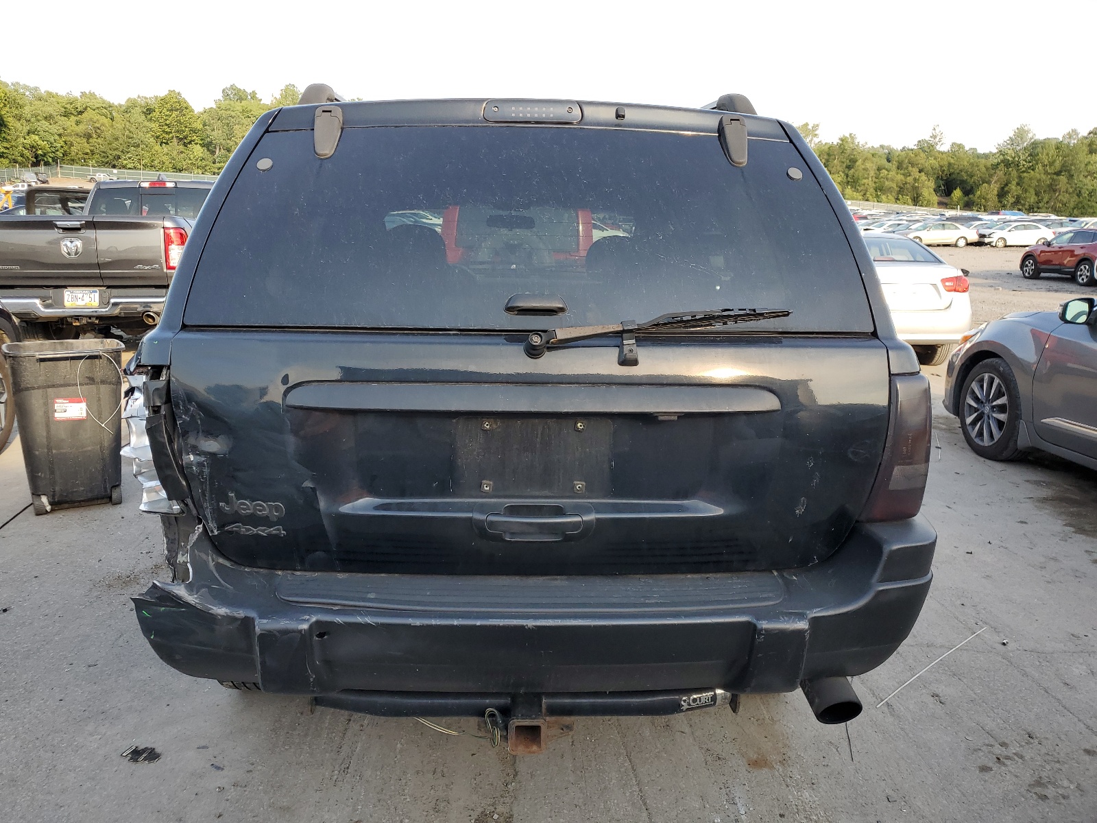 1J4GW48S82C180804 2002 Jeep Grand Cherokee Laredo