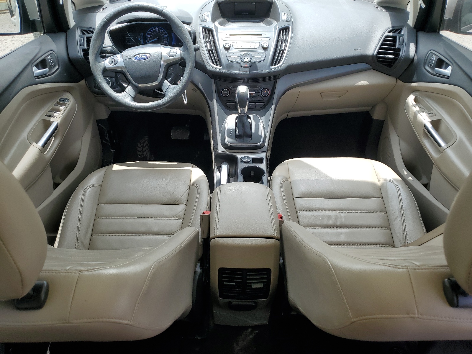 1FADP5AU9JL105492 2018 Ford C-Max Se