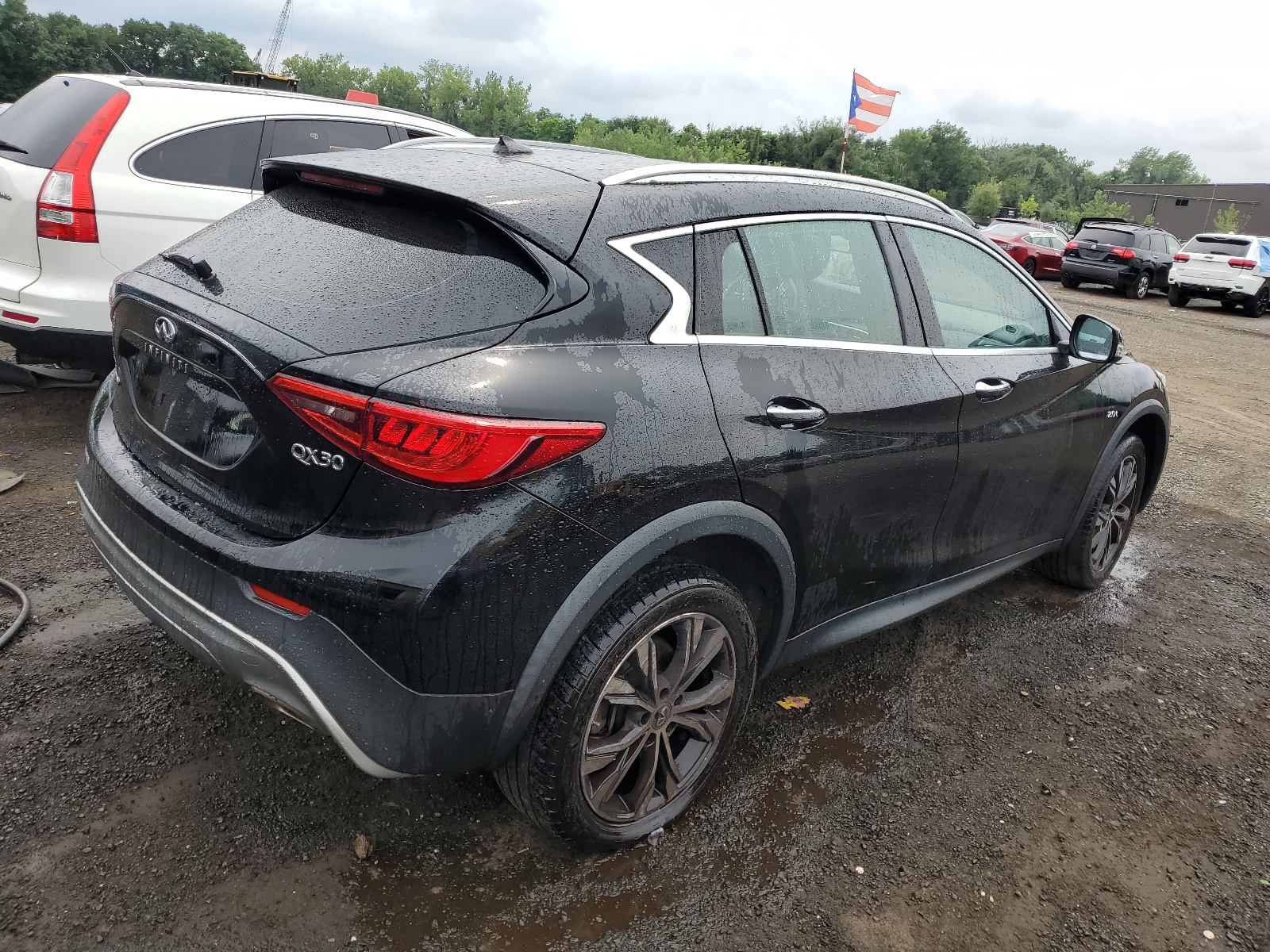 SJKCH5CR3HA027239 2017 Infiniti Qx30 Base