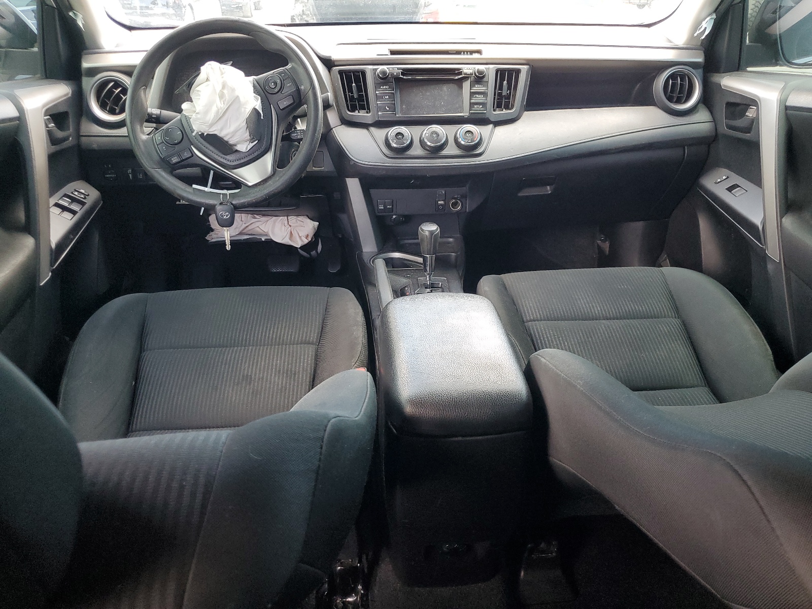 2T3ZFREVXHW349804 2017 Toyota Rav4 Le