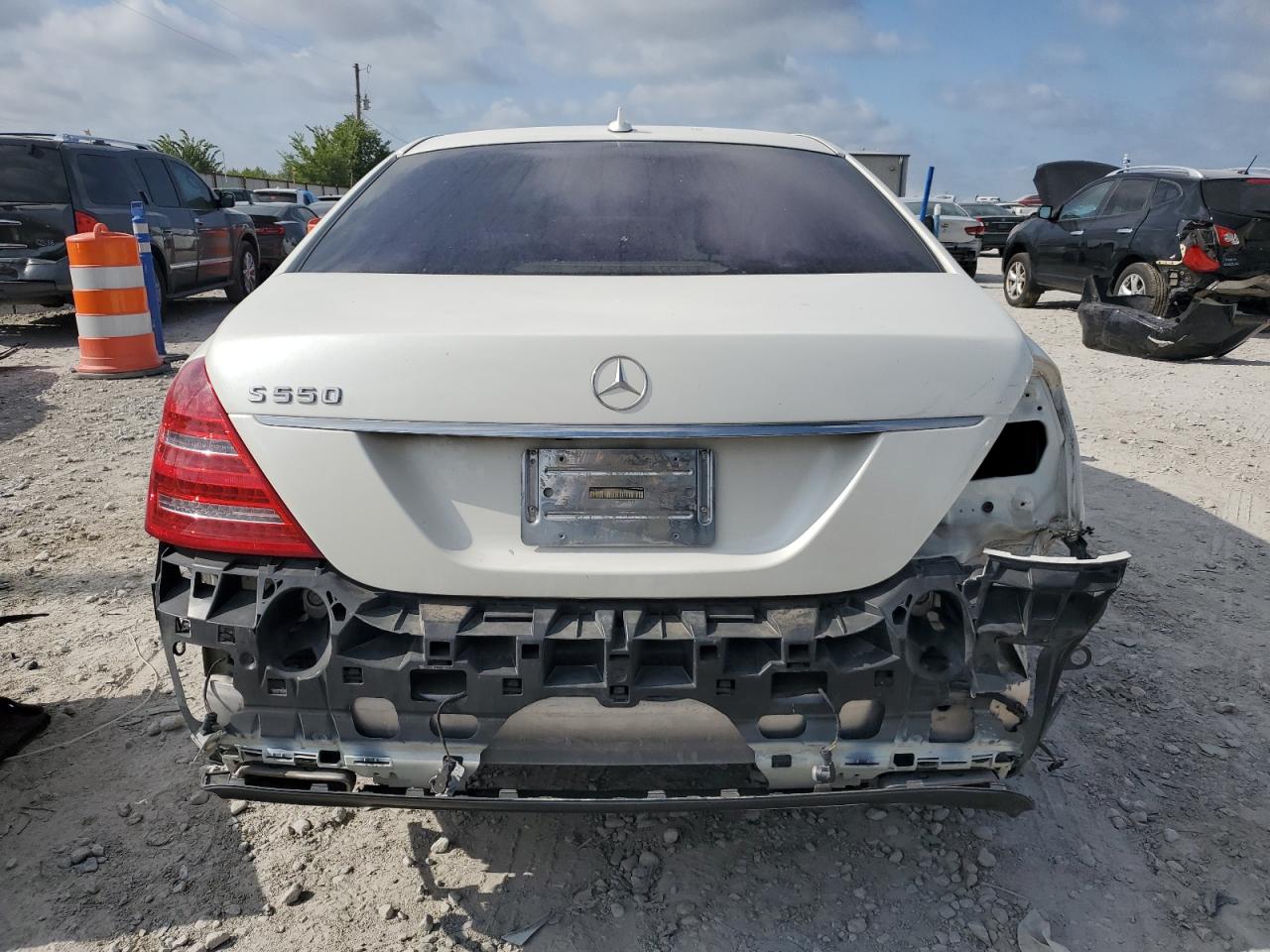 2011 Mercedes-Benz S 550 VIN: WDDNG7BB4BA400767 Lot: 65120924