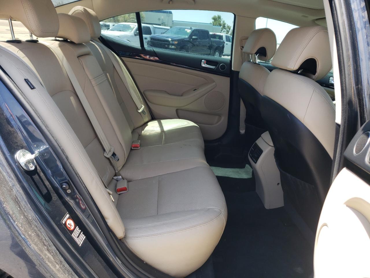 2015 Kia Cadenza Premium VIN: KNALN4D72F5181849 Lot: 62667754