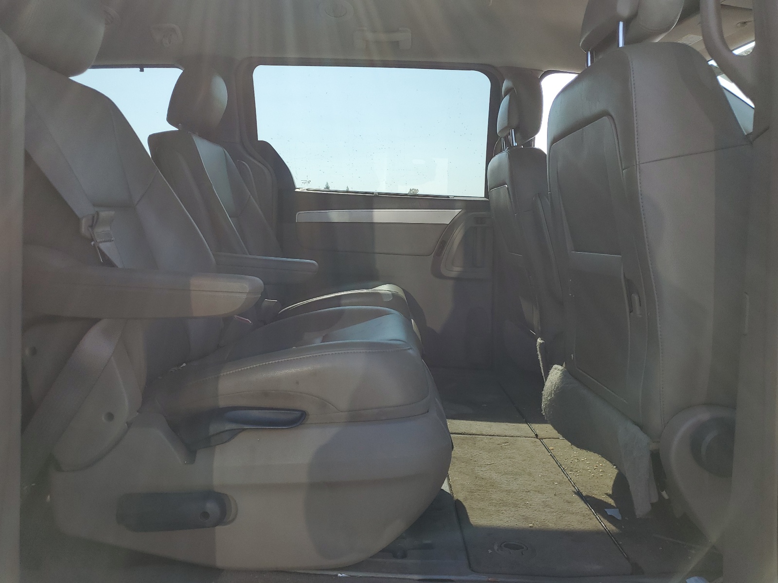 2012 Volkswagen Routan Se vin: 2C4RVABG8CR152028