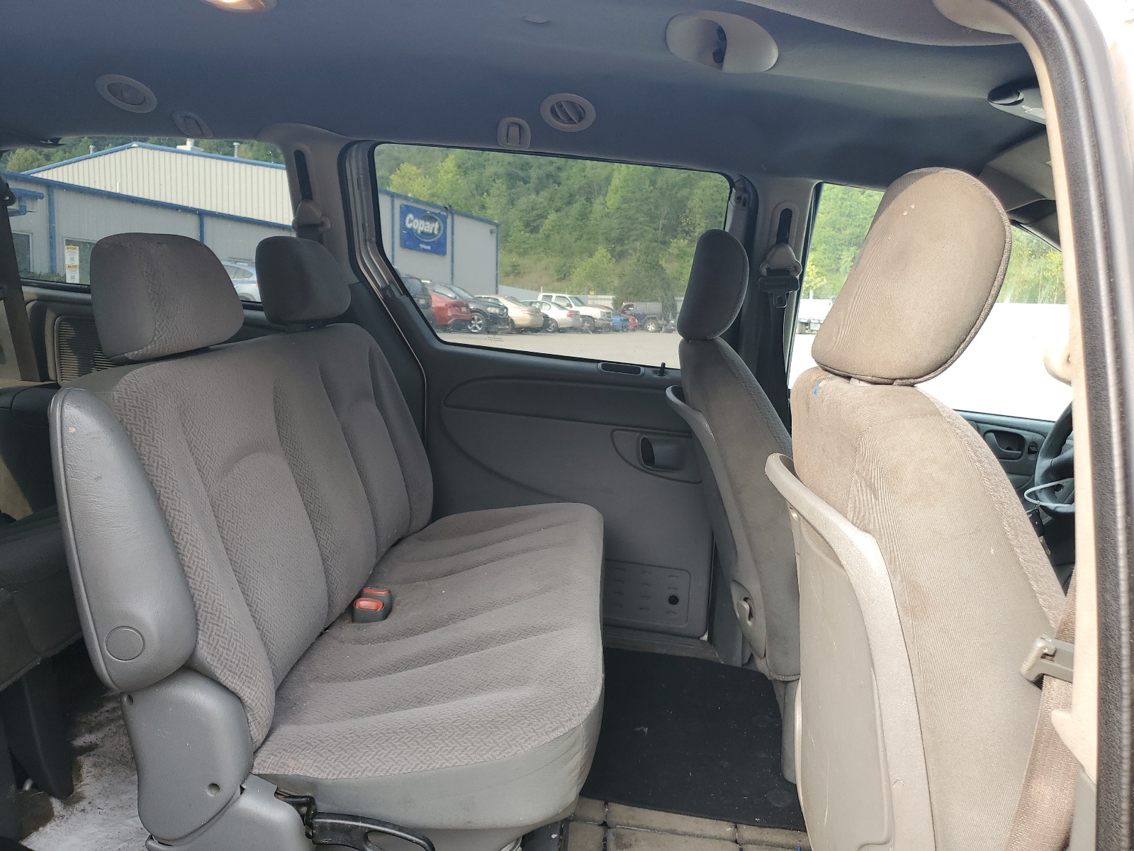 1A4GP44R96B568636 2006 Chrysler Town & Country Lx