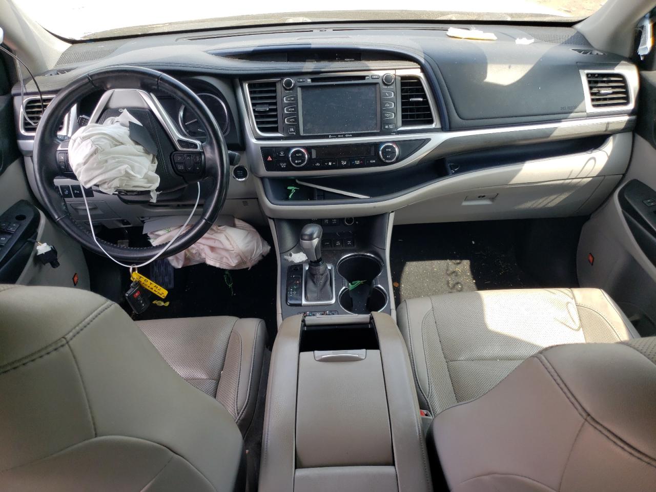 2017 Toyota Highlander Limited VIN: 5TDDZRFH3HS384471 Lot: 62738564