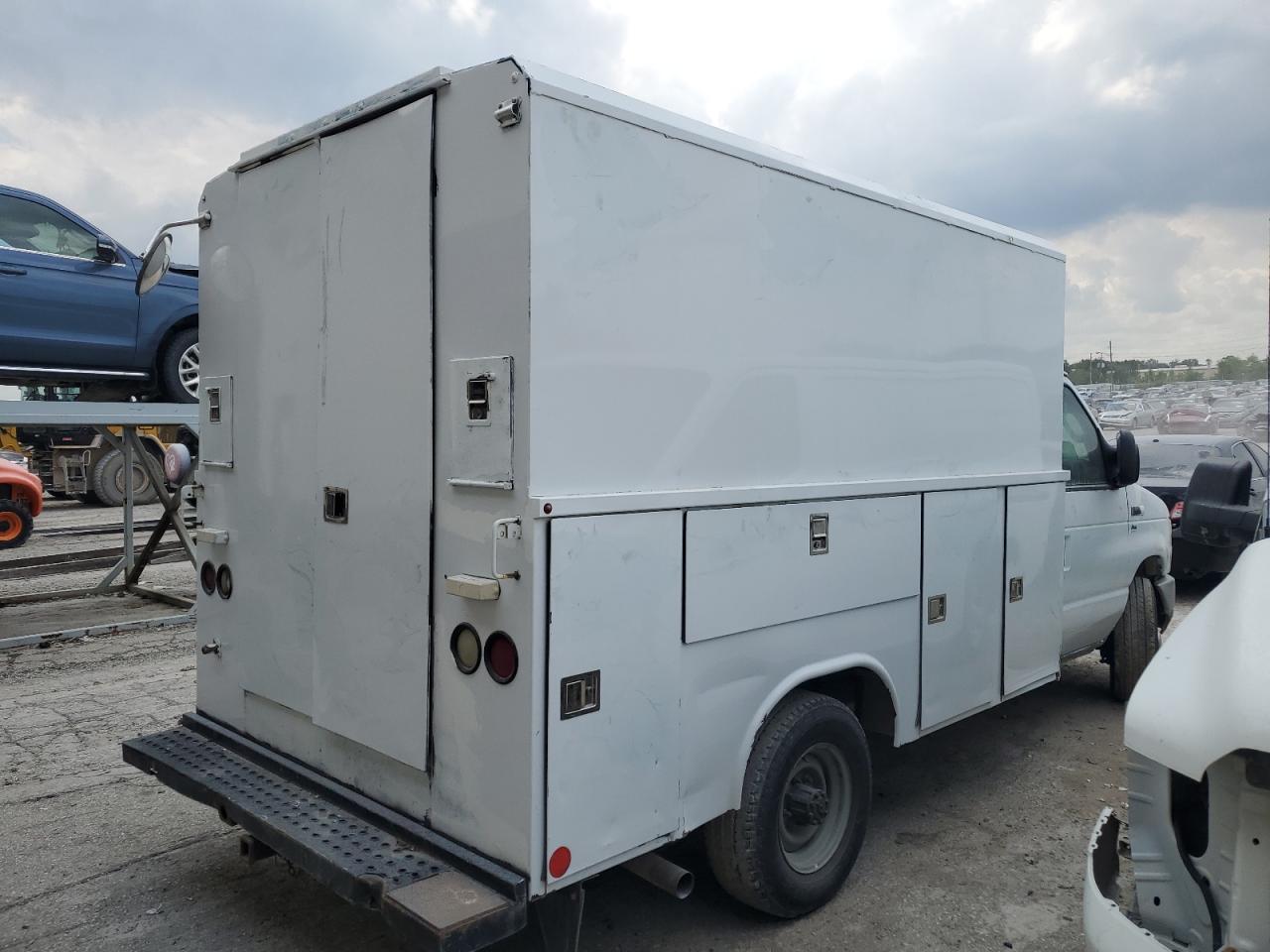 1FDWE3FL4EDA69932 2014 Ford Econoline E350 Super Duty Cutaway Van