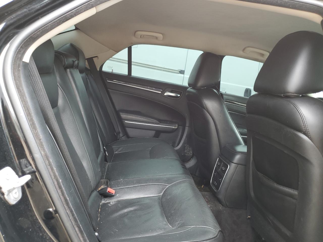 2018 Chrysler 300 Limited VIN: 2C3CCAKG7JH268999 Lot: 63854354