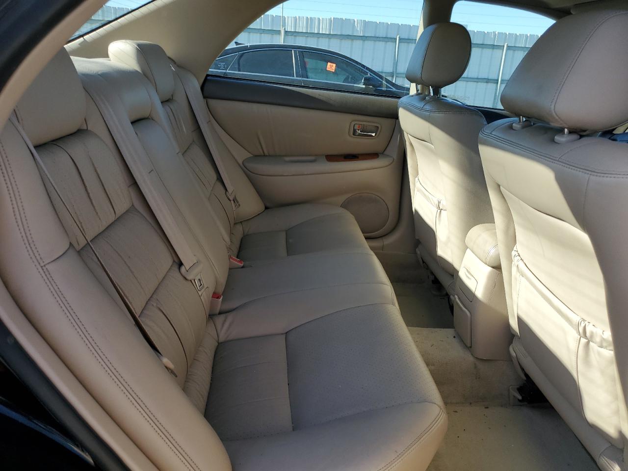 2001 Lexus Es 300 VIN: JT8BF28G610318970 Lot: 65025094