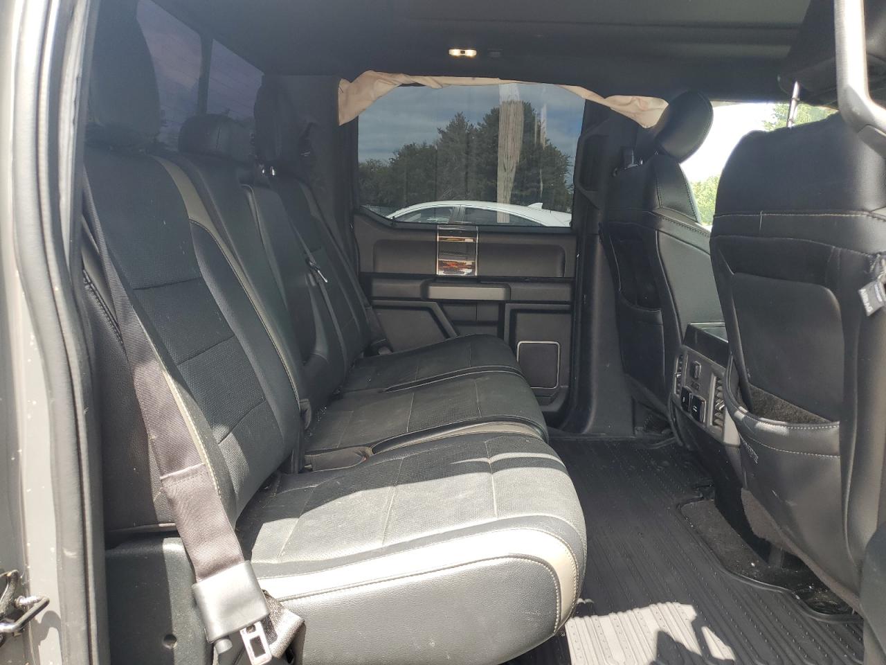 2018 Ford F-150 - Image 10