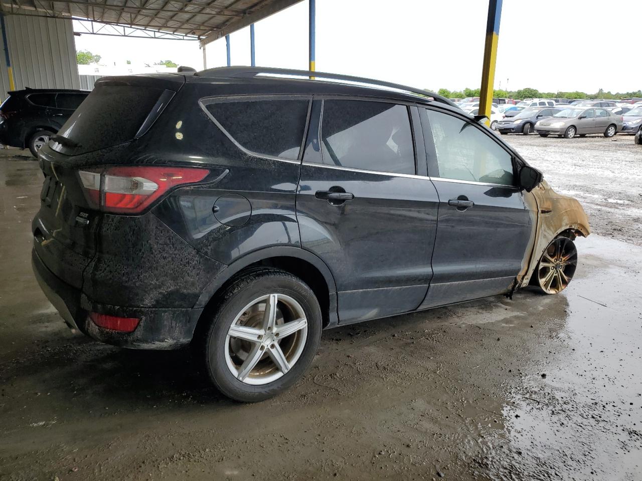 1FMCU9GD5JUA35279 2018 Ford Escape Se