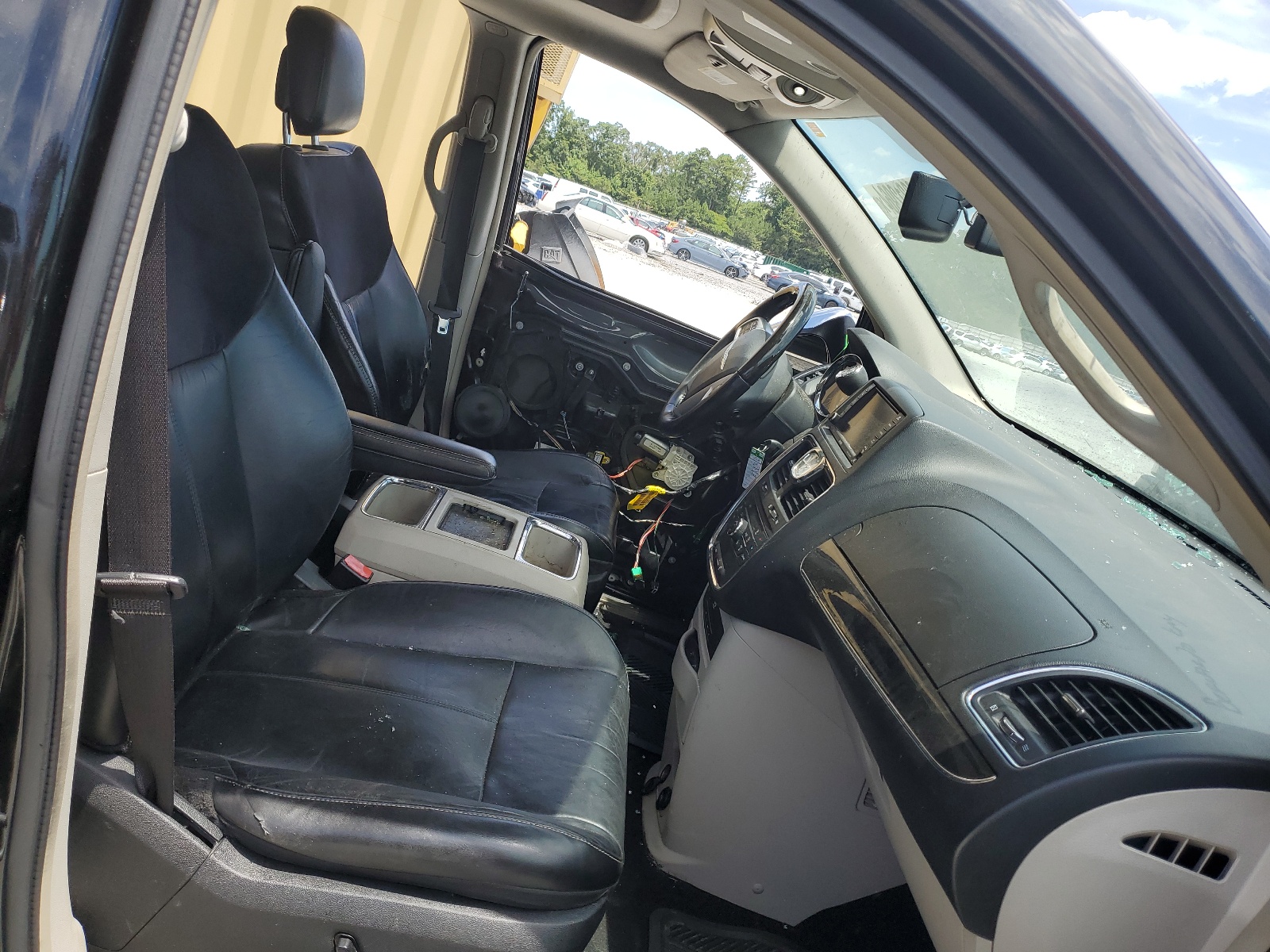 2C4RC1GG7ER367885 2014 Chrysler Town & Country Limited