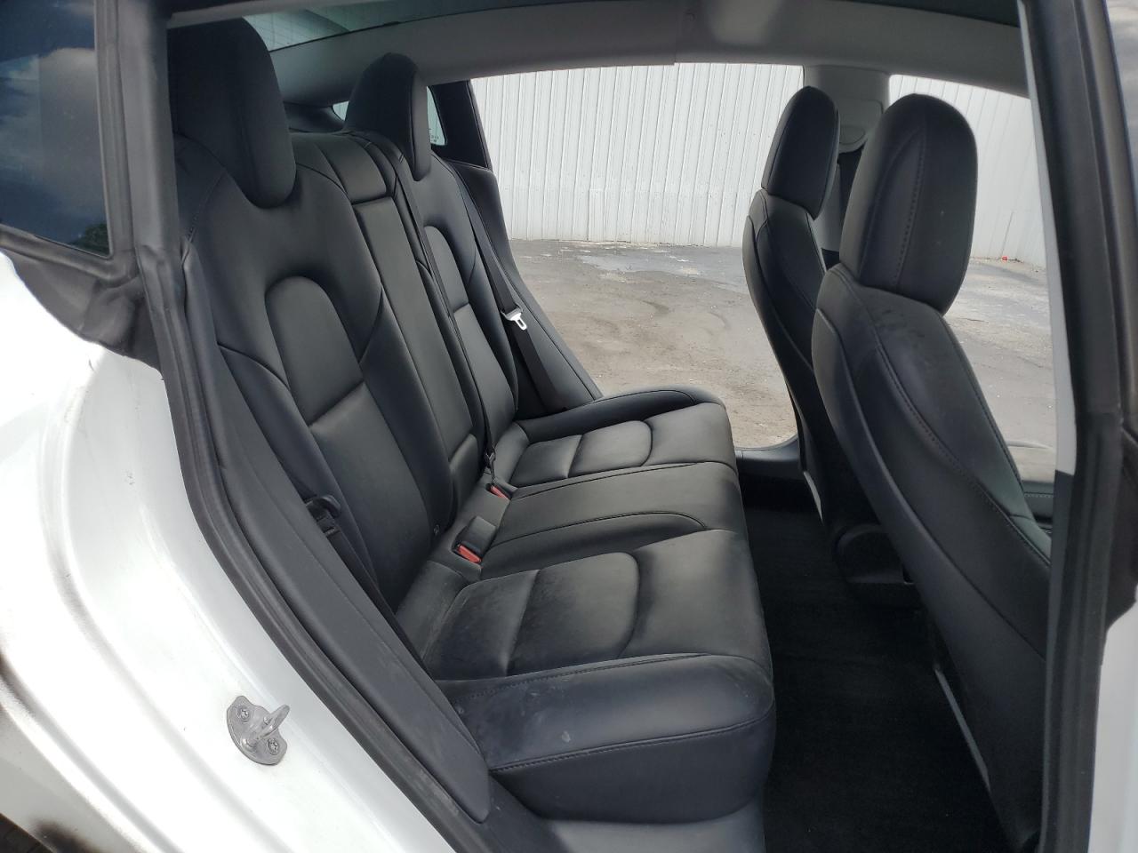 2021 Tesla Model 3 VIN: 5YJ3E1EA2MF048693 Lot: 64438224