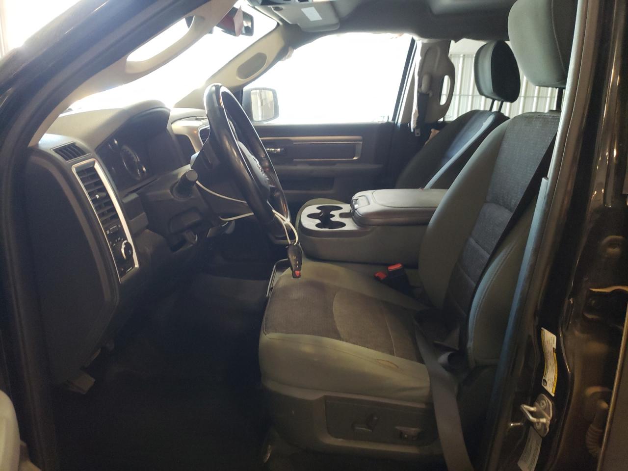 2016 Ram 1500 Slt VIN: 3C6RR7LT4GG388701 Lot: 65384034