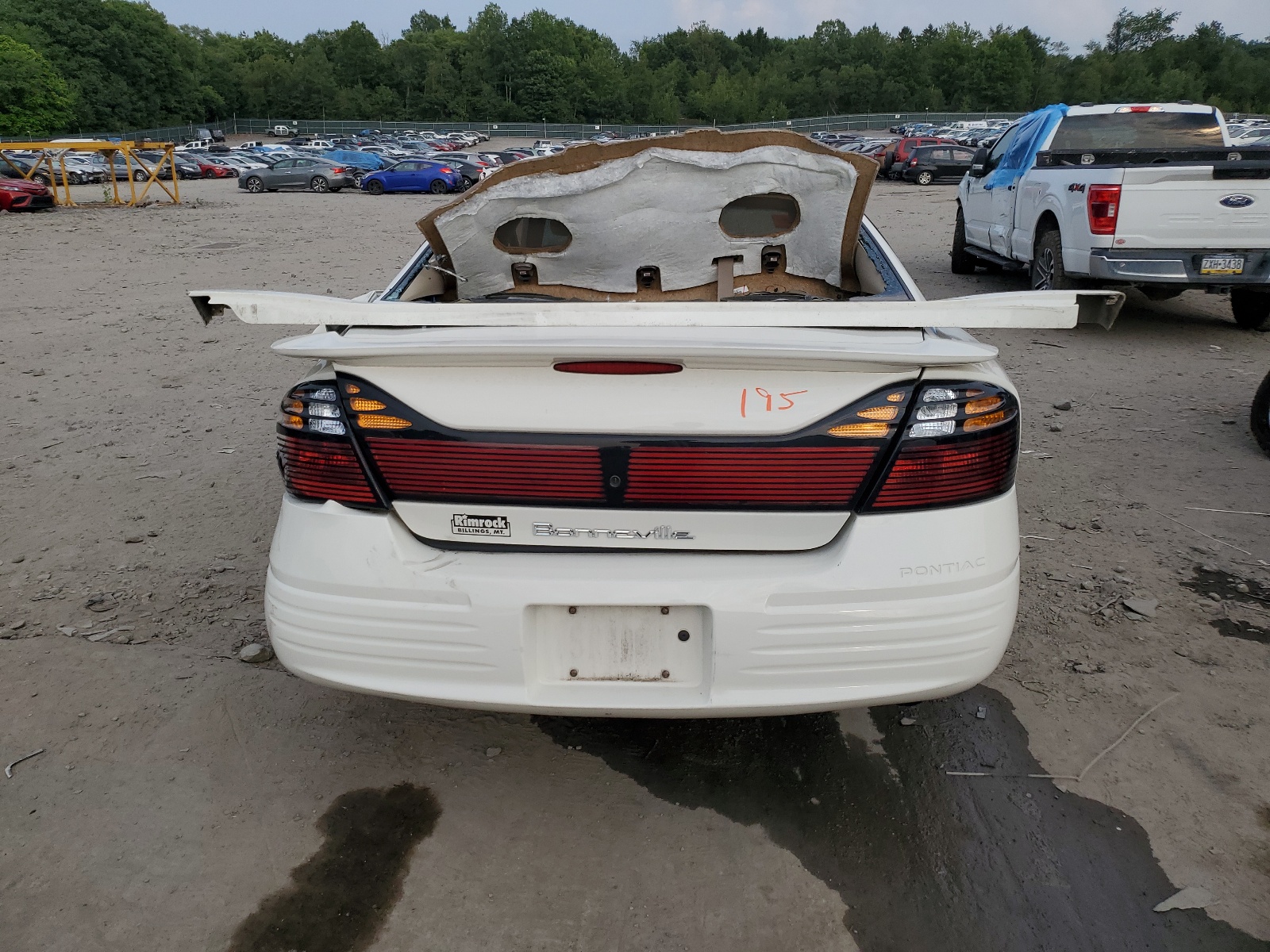 1G2HX54K84U165630 2004 Pontiac Bonneville Se