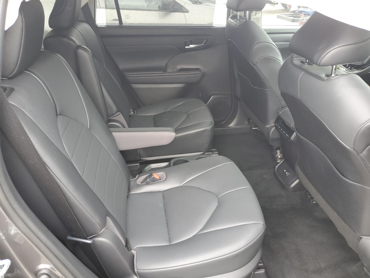 2021 Toyota Highlander Xle VIN: 5TDGZRAH6MS077830 Lot: 63689774