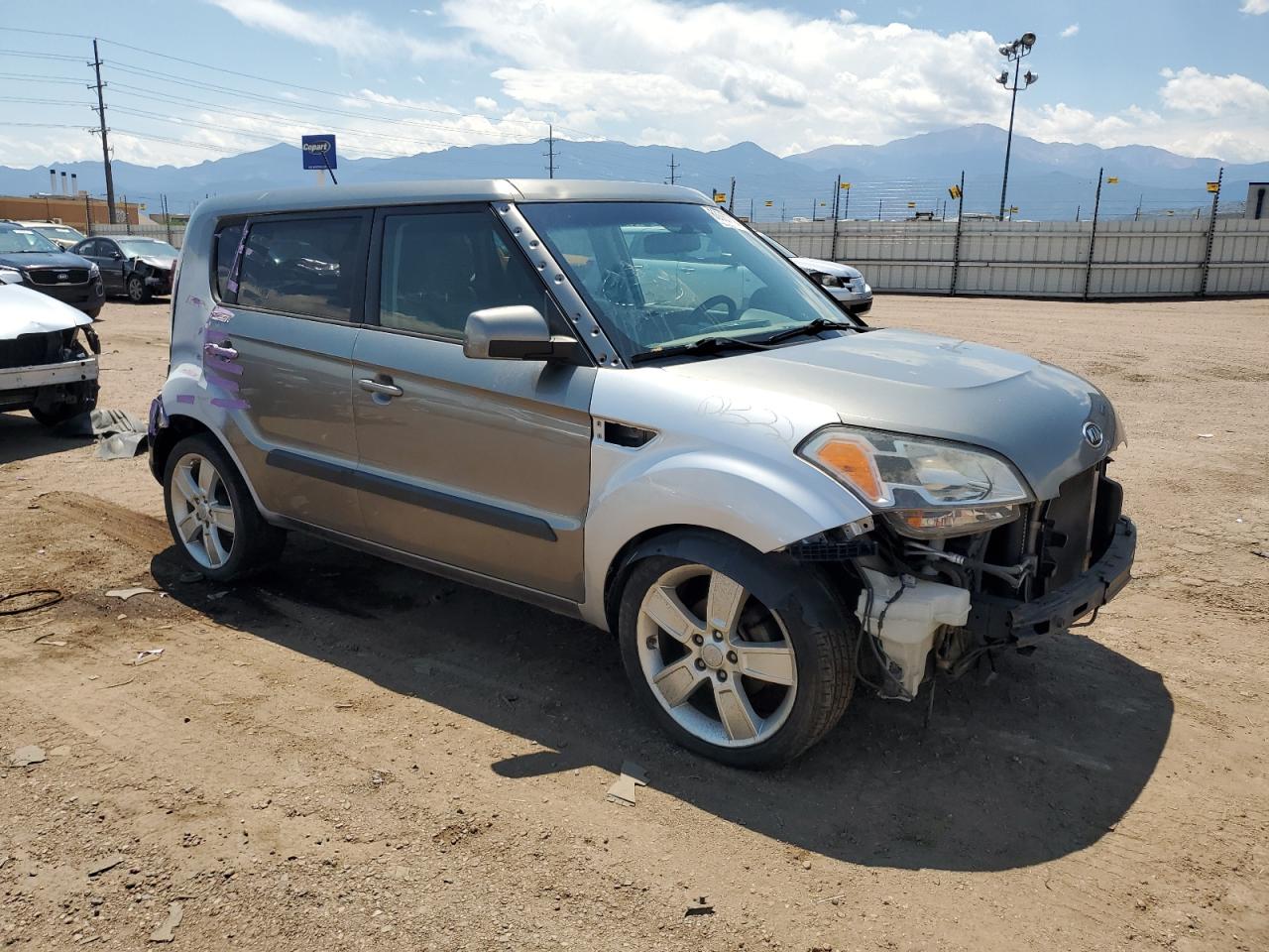 2011 Kia Soul + VIN: KNDJT2A20B7315950 Lot: 63067704