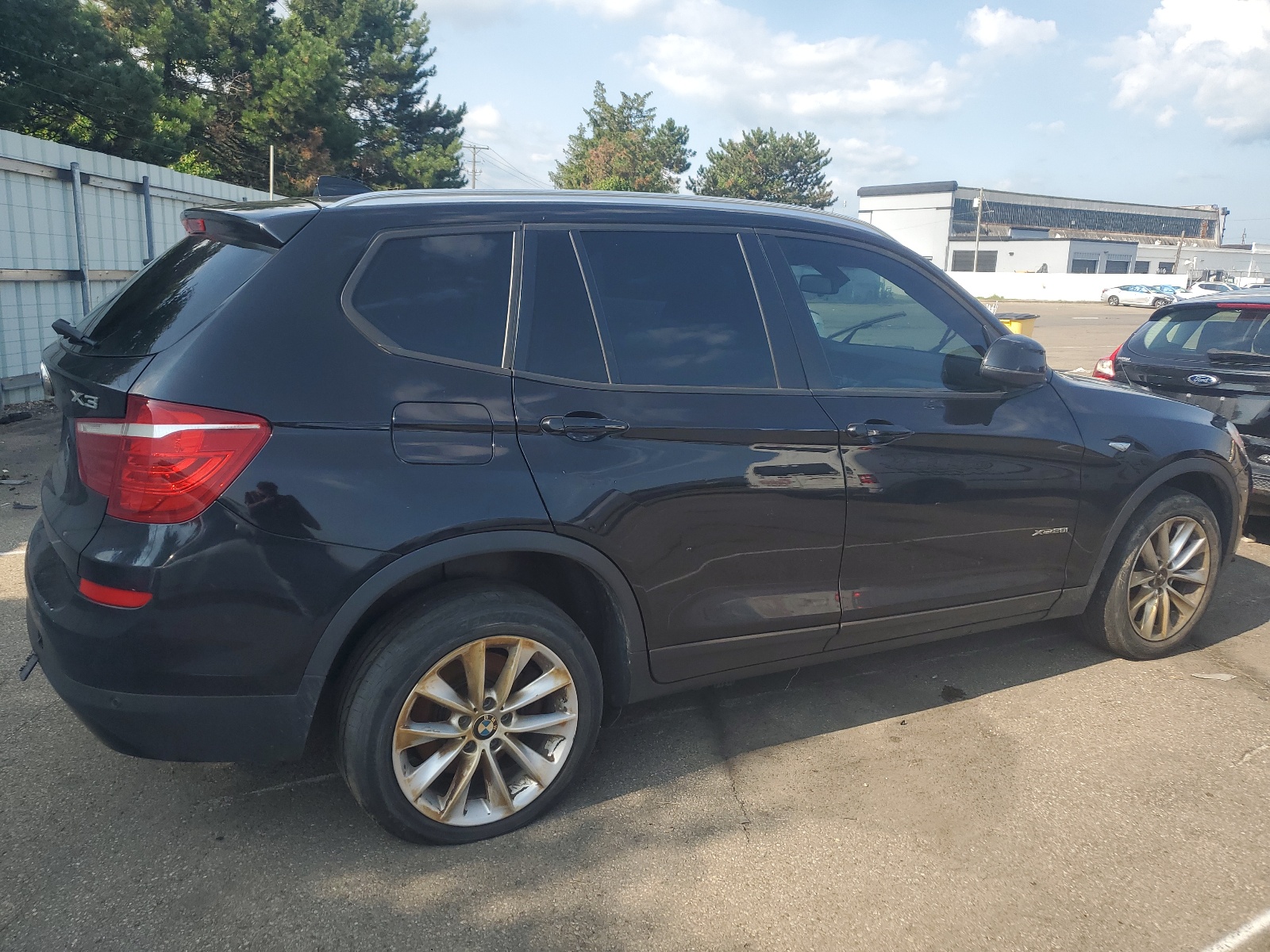 2017 BMW X3 xDrive28I vin: 5UXWX9C55H0T03495