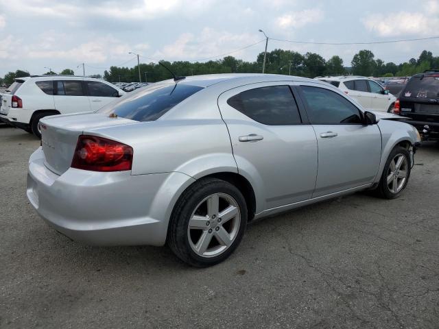 Sedans DODGE AVENGER 2012 Srebrny