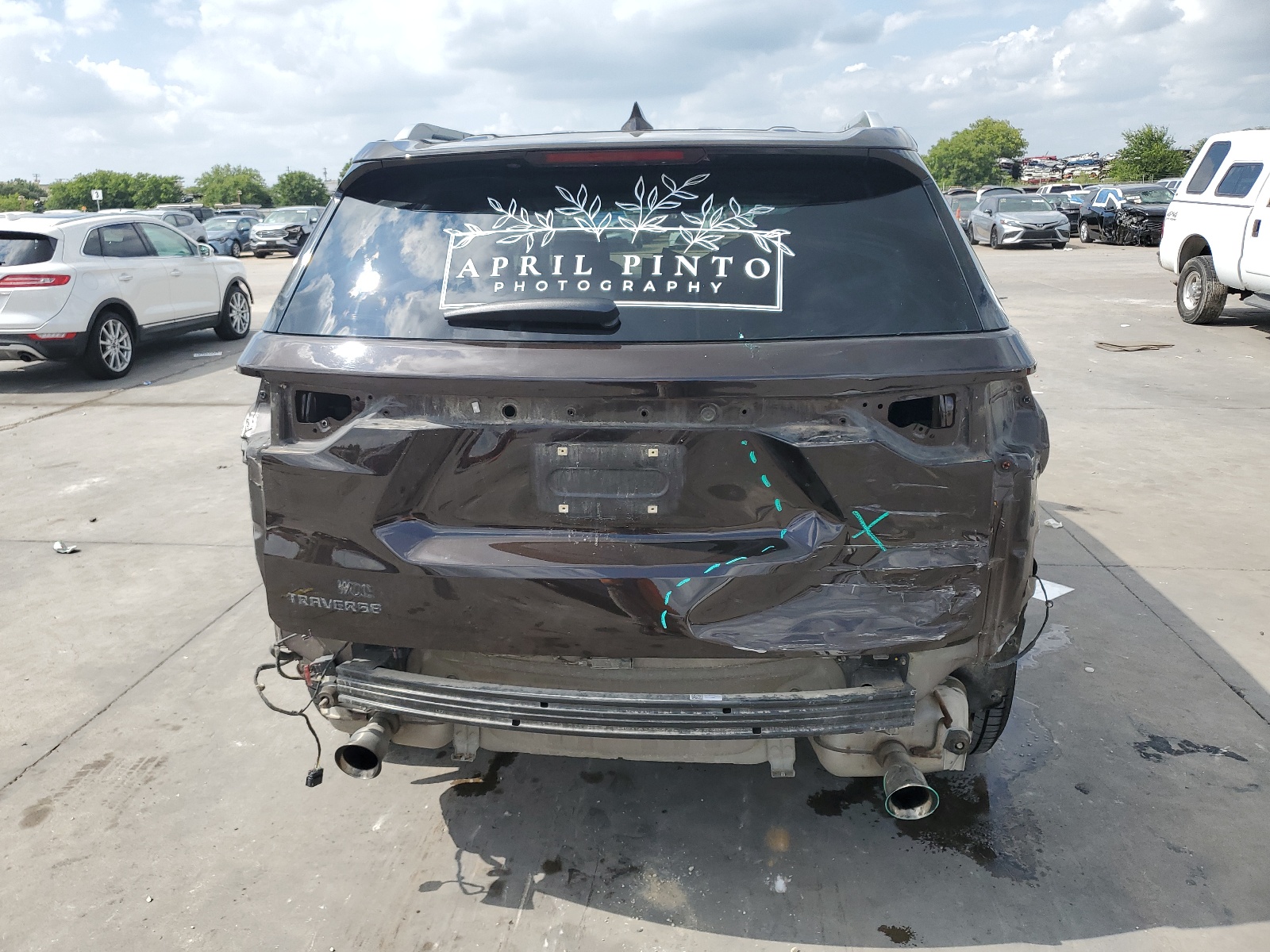 1GNERGKW5JJ131174 2018 Chevrolet Traverse Lt