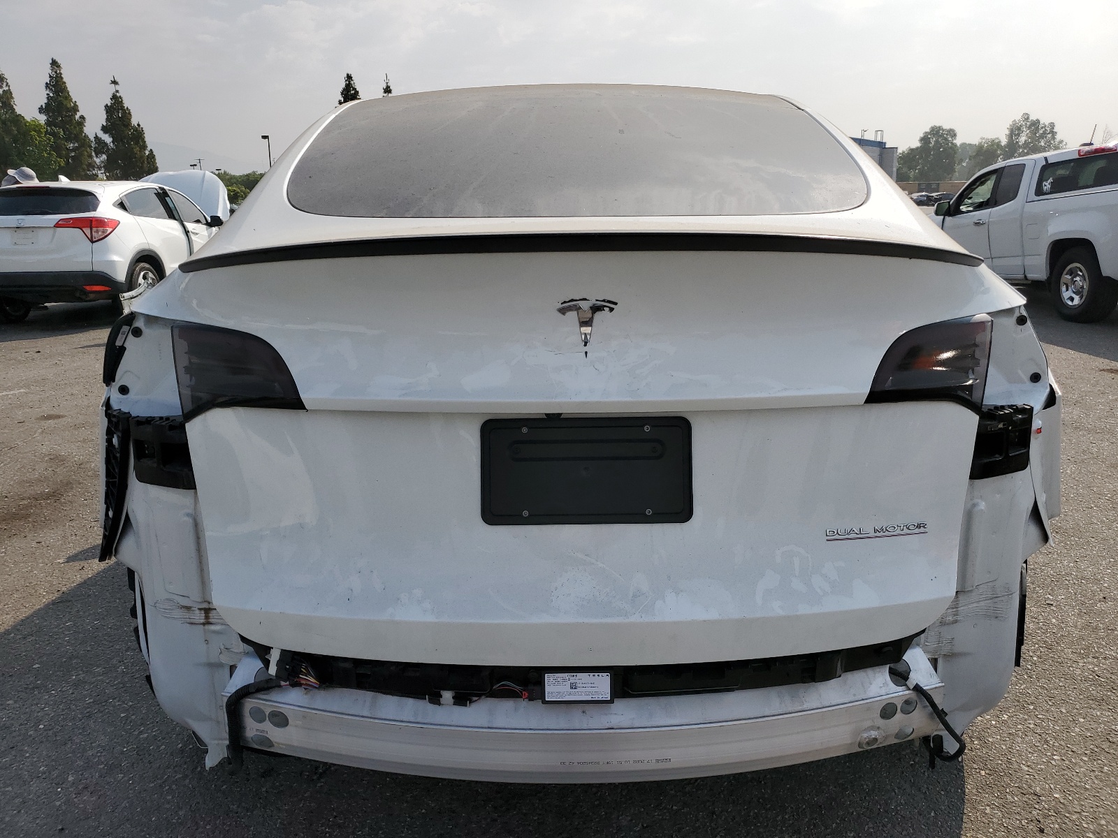 7SAYGDEF5NF387935 2022 Tesla Model Y