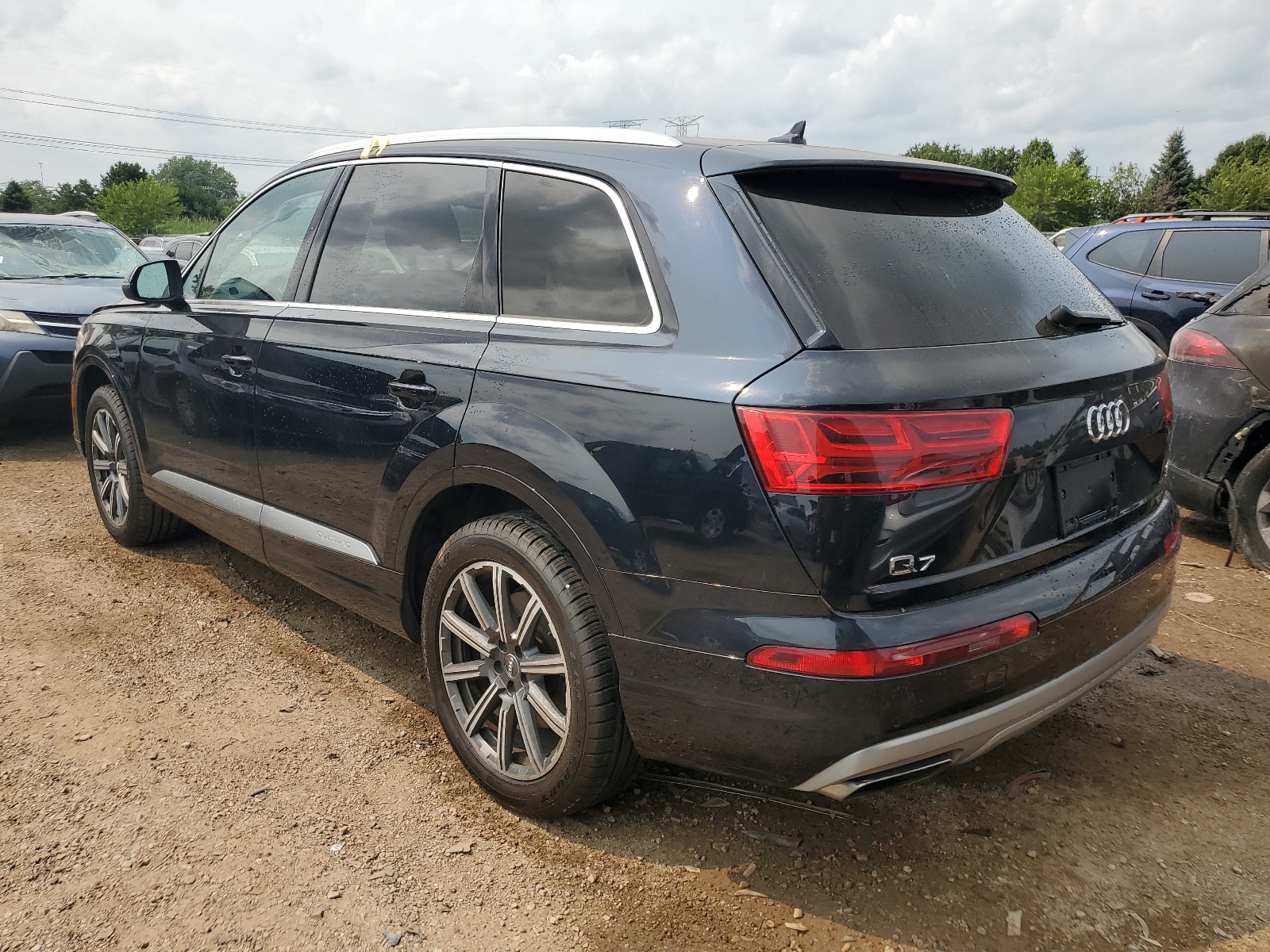 WA1LAAF76HD021292 2017 Audi Q7 Premium Plus