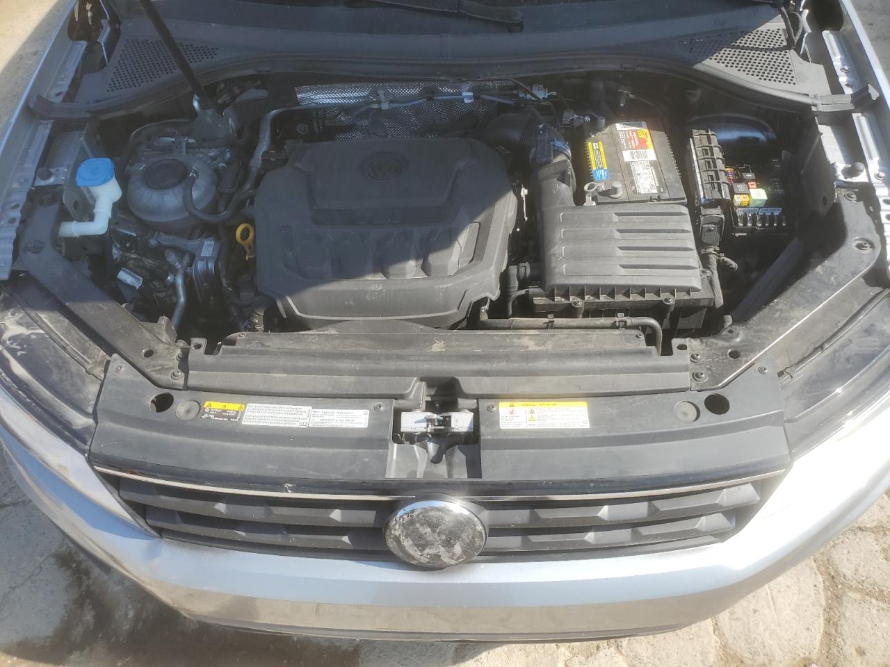 3VV2B7AX9MM126756 Volkswagen Tiguan SE 12