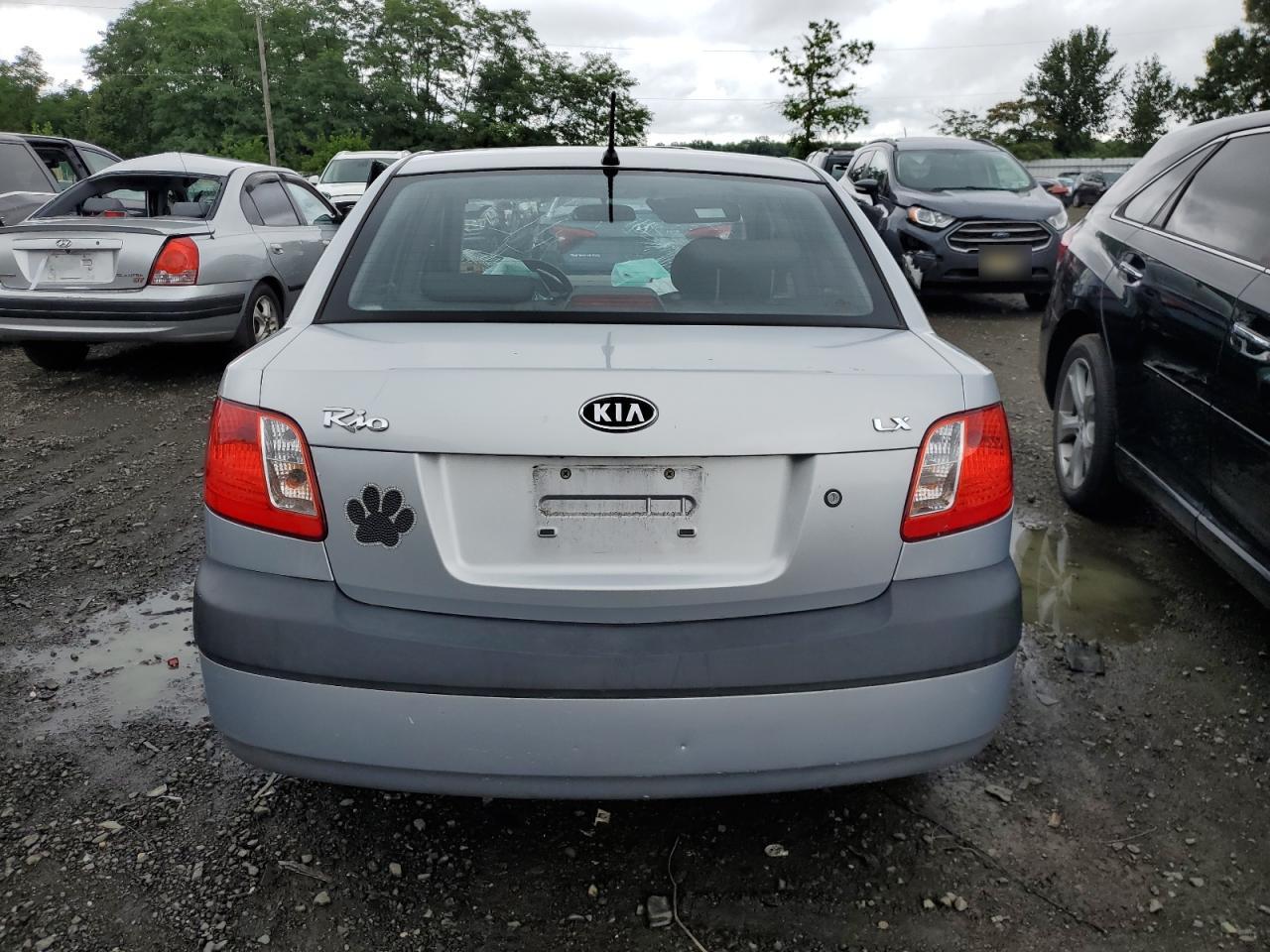 2008 Kia Rio Base VIN: KNADE123686299841 Lot: 62620284