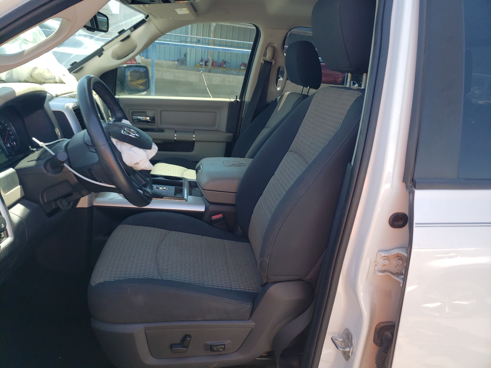 1C6RD6LT6CS246961 2012 Dodge Ram 1500 Slt