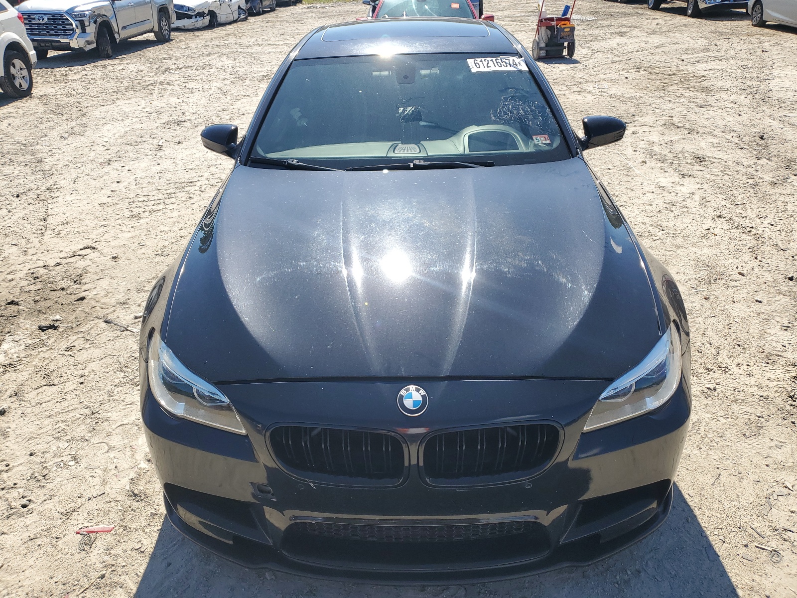 2013 BMW M5 vin: WBSFV9C52DD096602