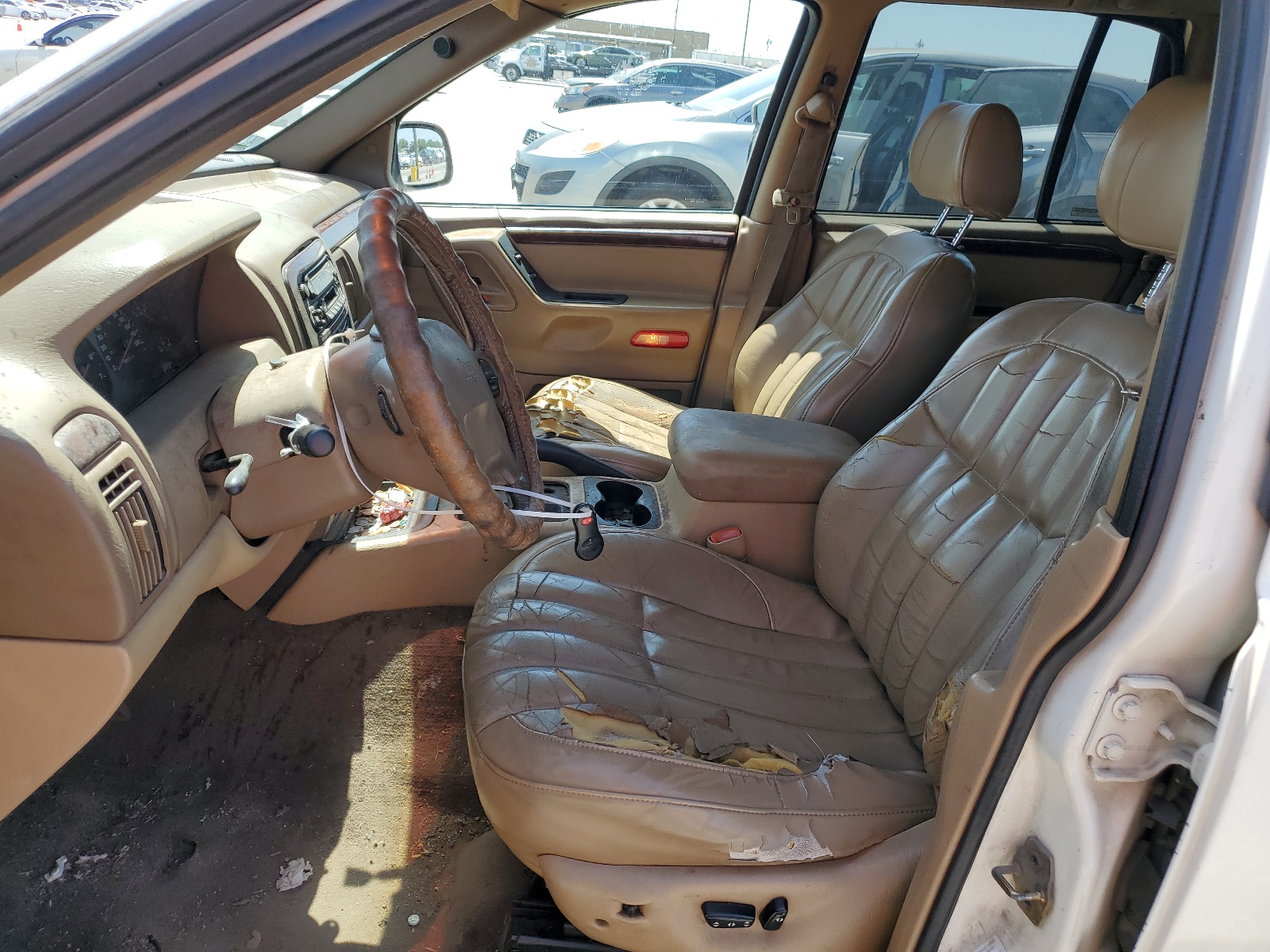 1J4G258S6YC373981 2000 Jeep Grand Cherokee Limited