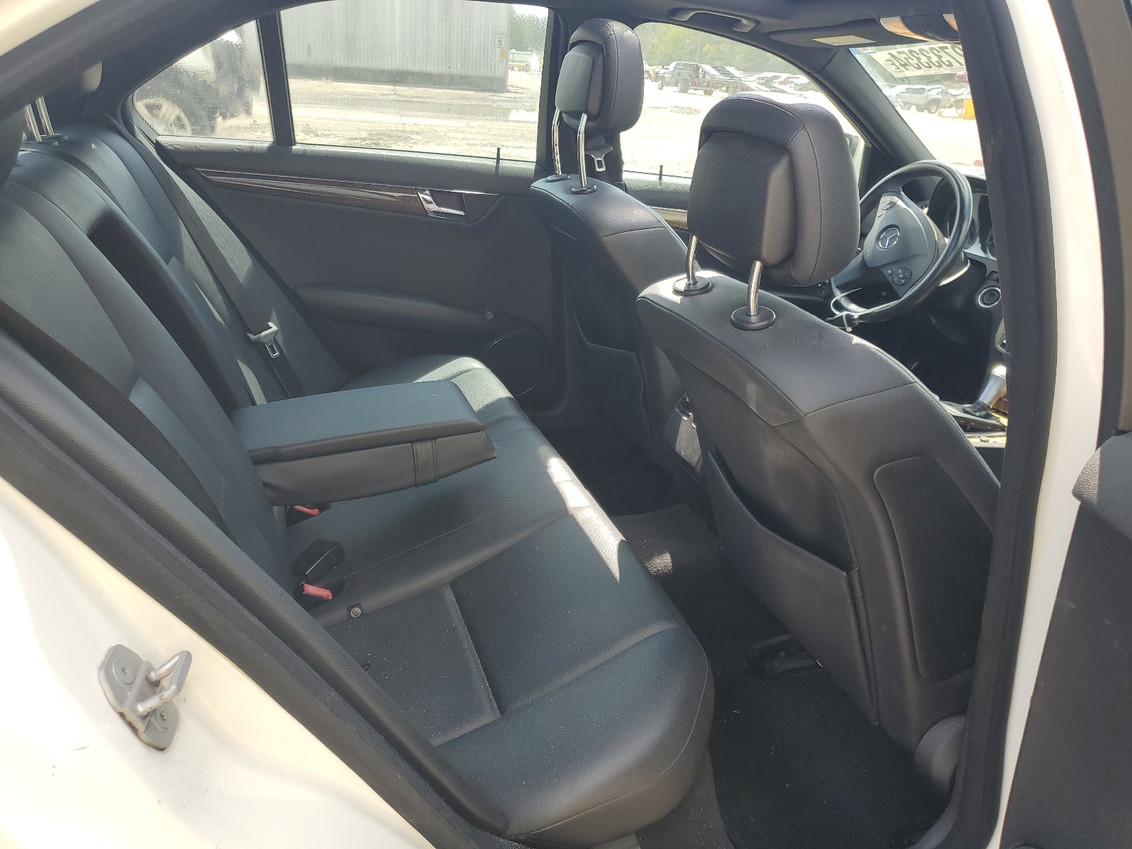 WDDGF56X39R063364 2009 Mercedes-Benz C 350