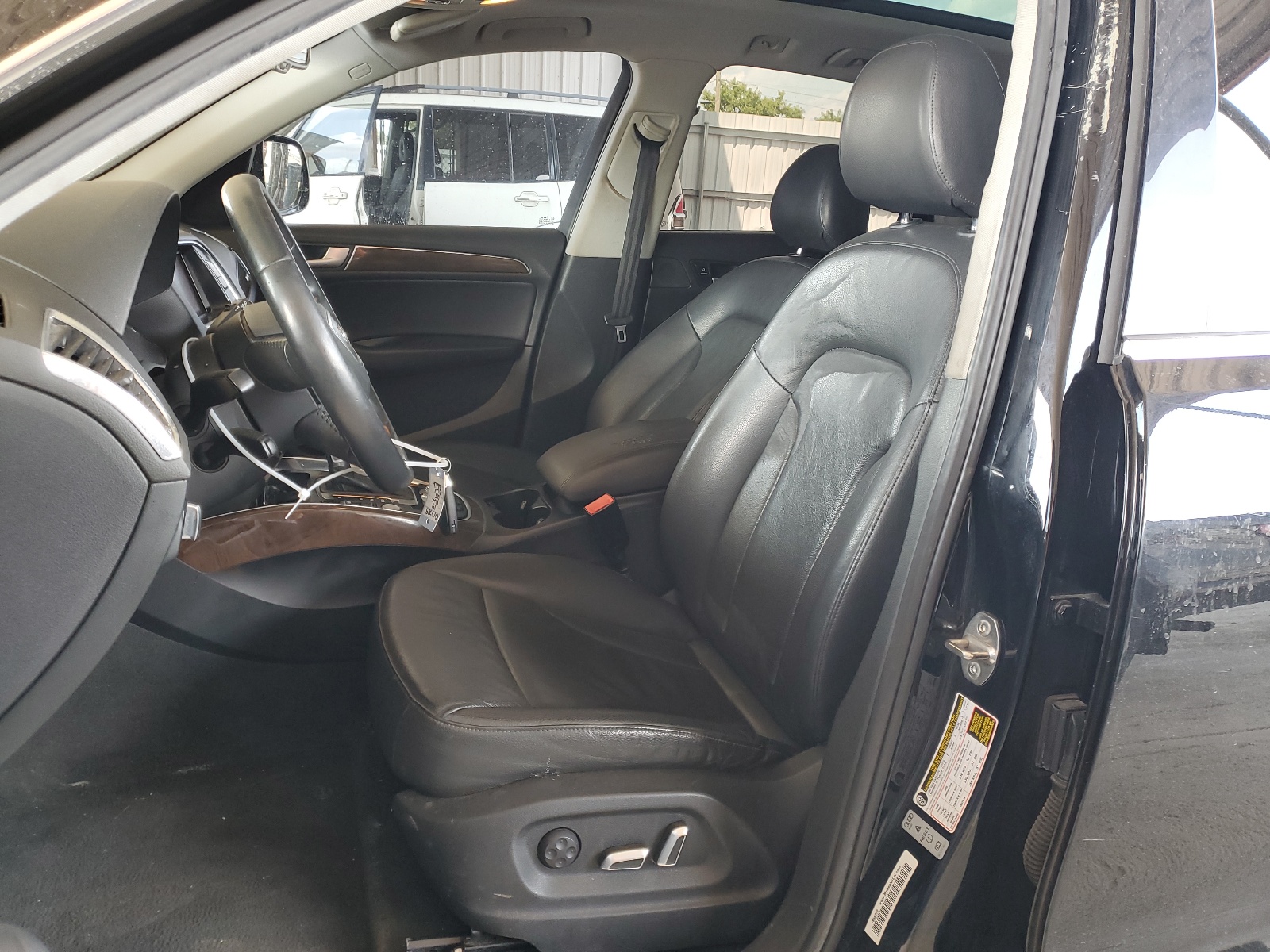 WA1LFAFP8EA017789 2014 Audi Q5 Premium Plus