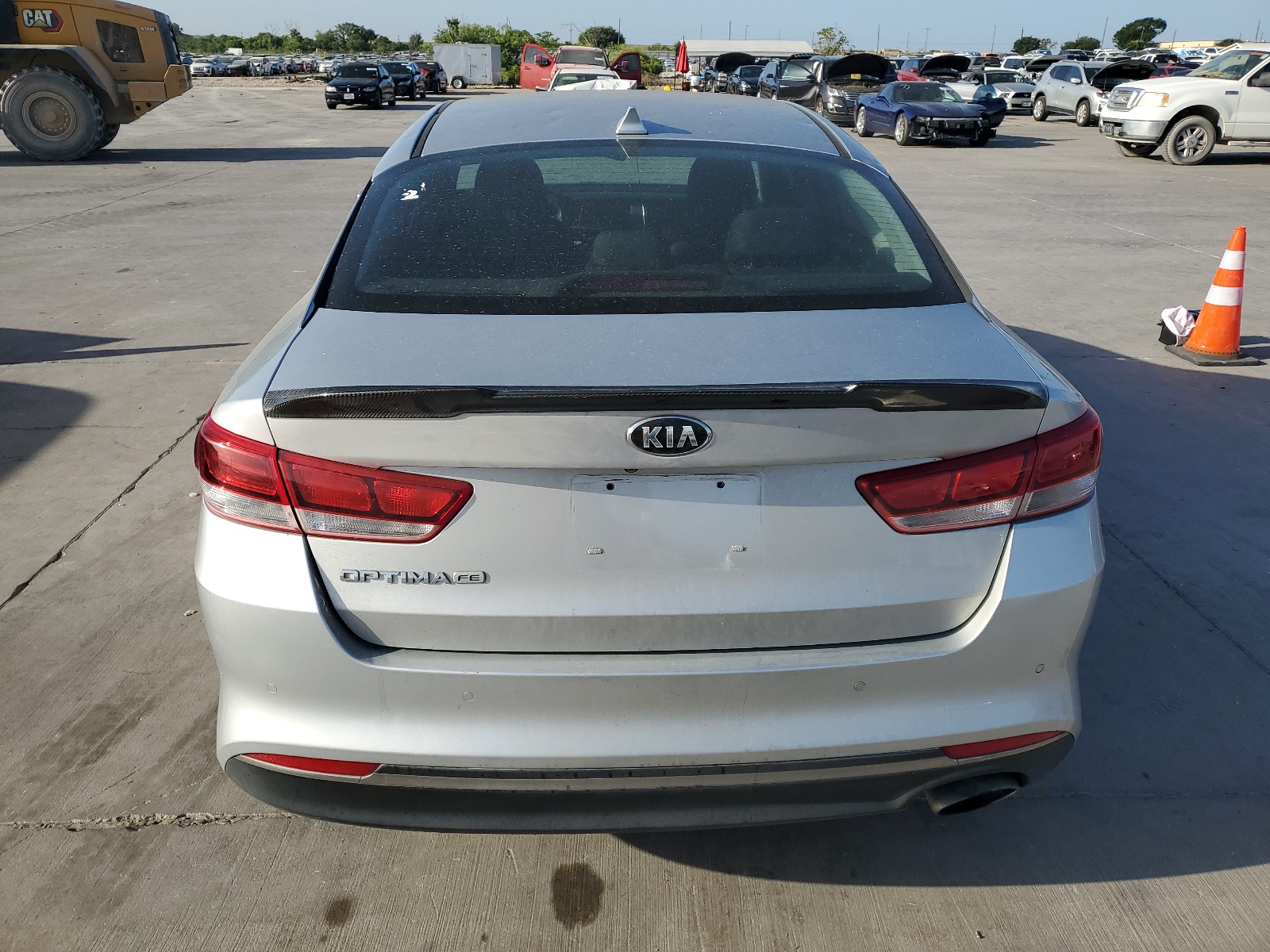 5XXGT4L37JG196473 2018 Kia Optima Lx