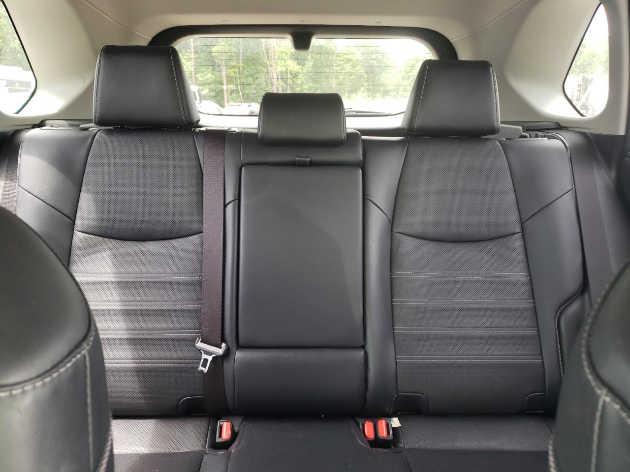 JTMN1RFV8KD040008 2019 Toyota Rav4 Limited
