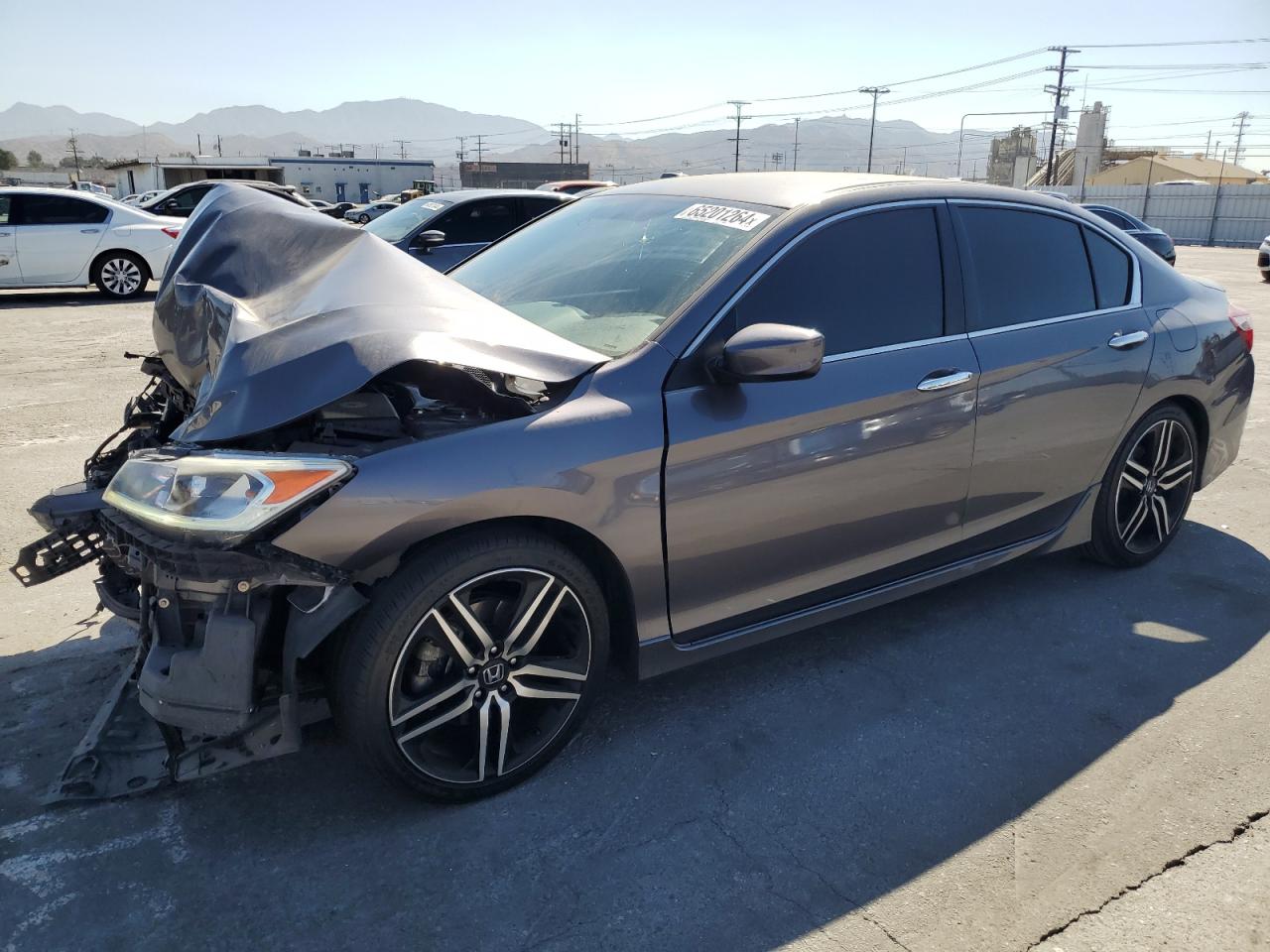 1HGCR2F57HA225797 2017 HONDA ACCORD - Image 1