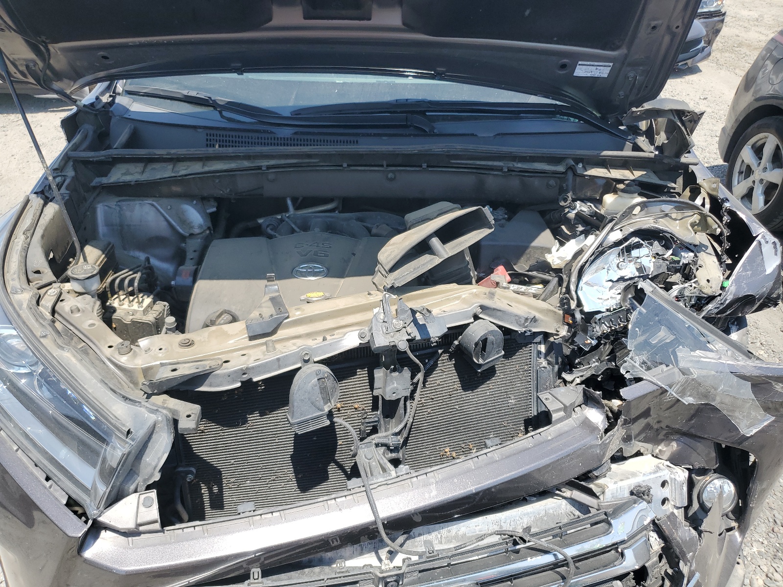 5TDDZRFH1HS379804 2017 Toyota Highlander Limited