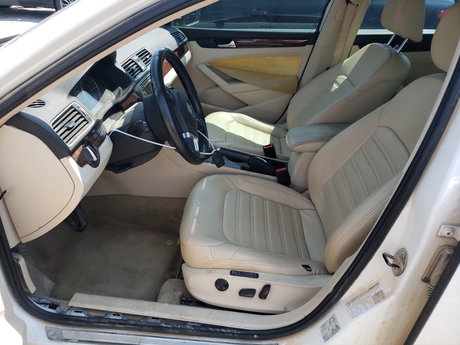 1VWCN7A39DC065849 Volkswagen Passat 2013. Фото: 6