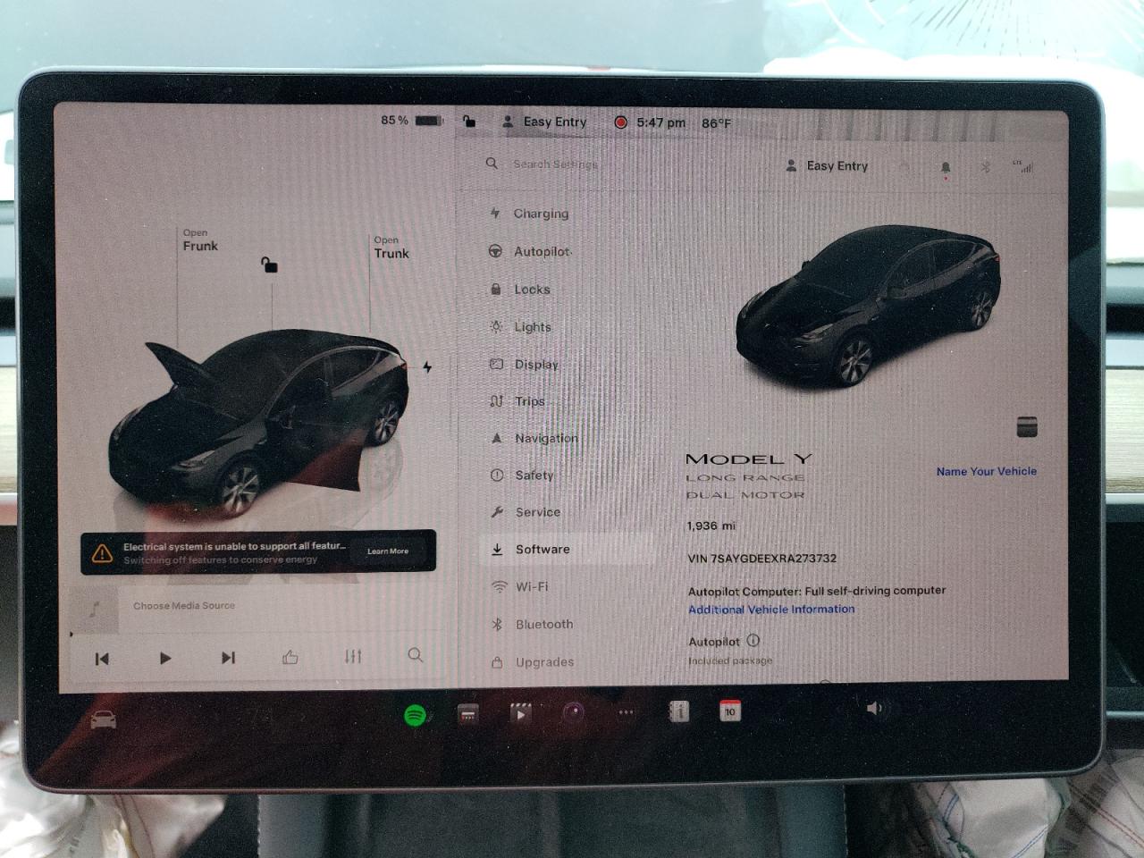 7SAYGDEEXRA273732 2024 Tesla Model Y