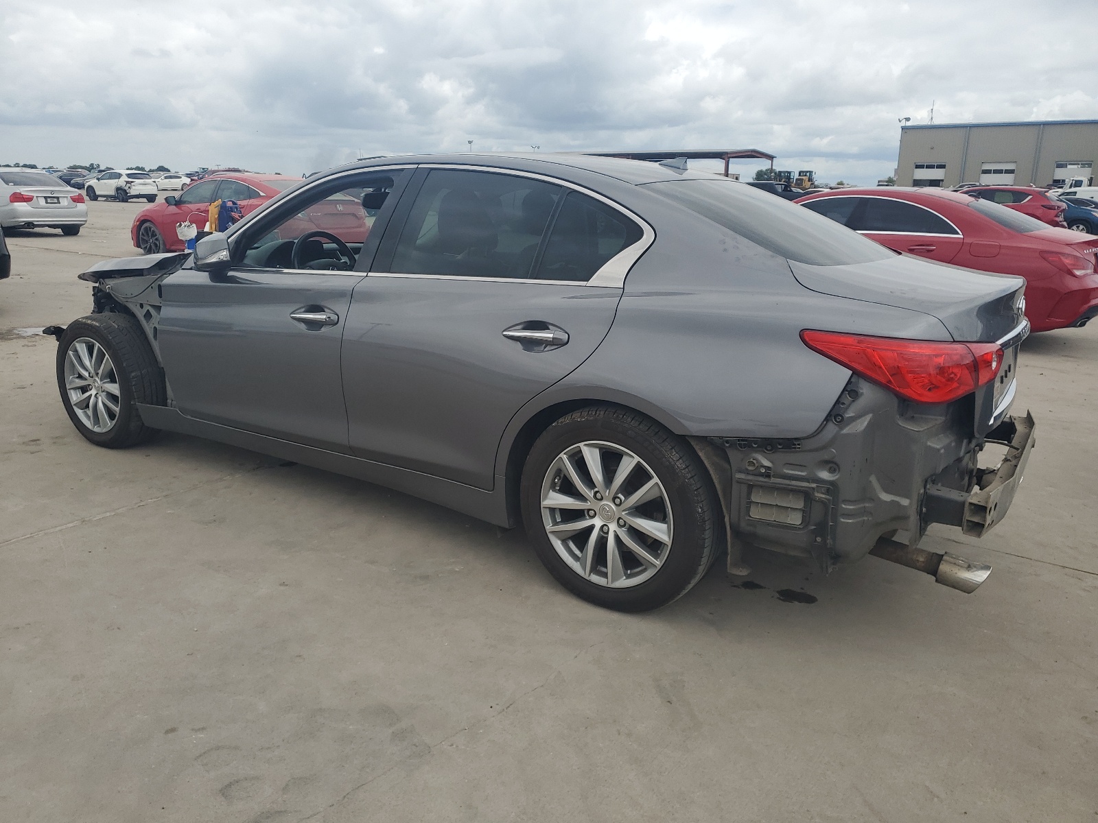 2016 Infiniti Q50 Premium vin: JN1EV7AP8GM302086