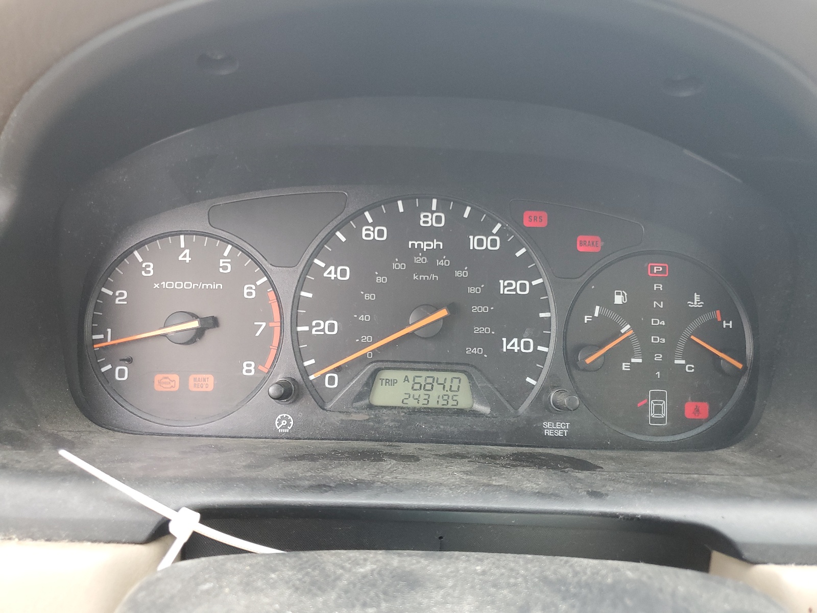 1HGCG3252YA027470 2000 Honda Accord Ex