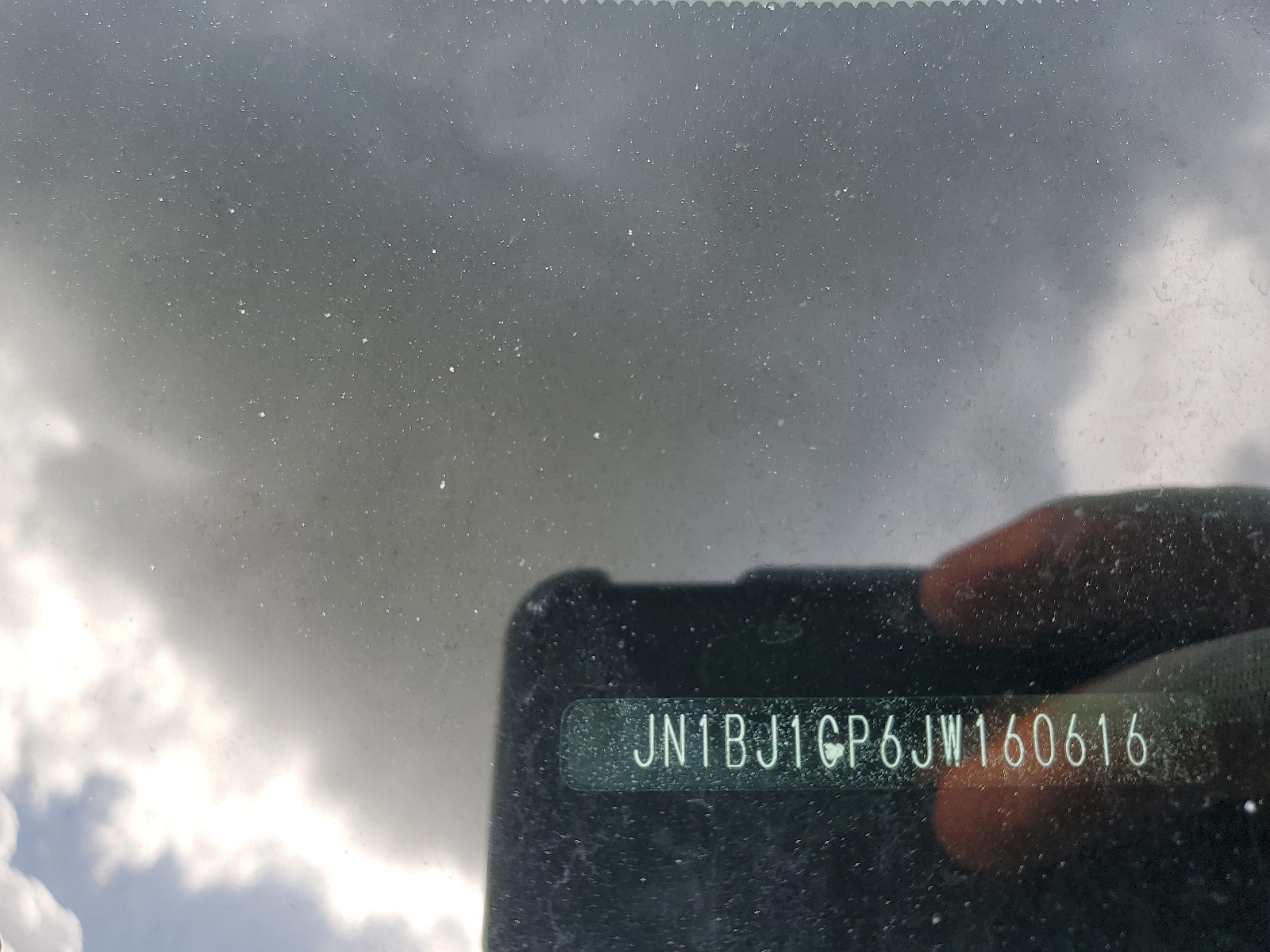 JN1BJ1CP6JW160616 2018 Nissan Rogue Sport S