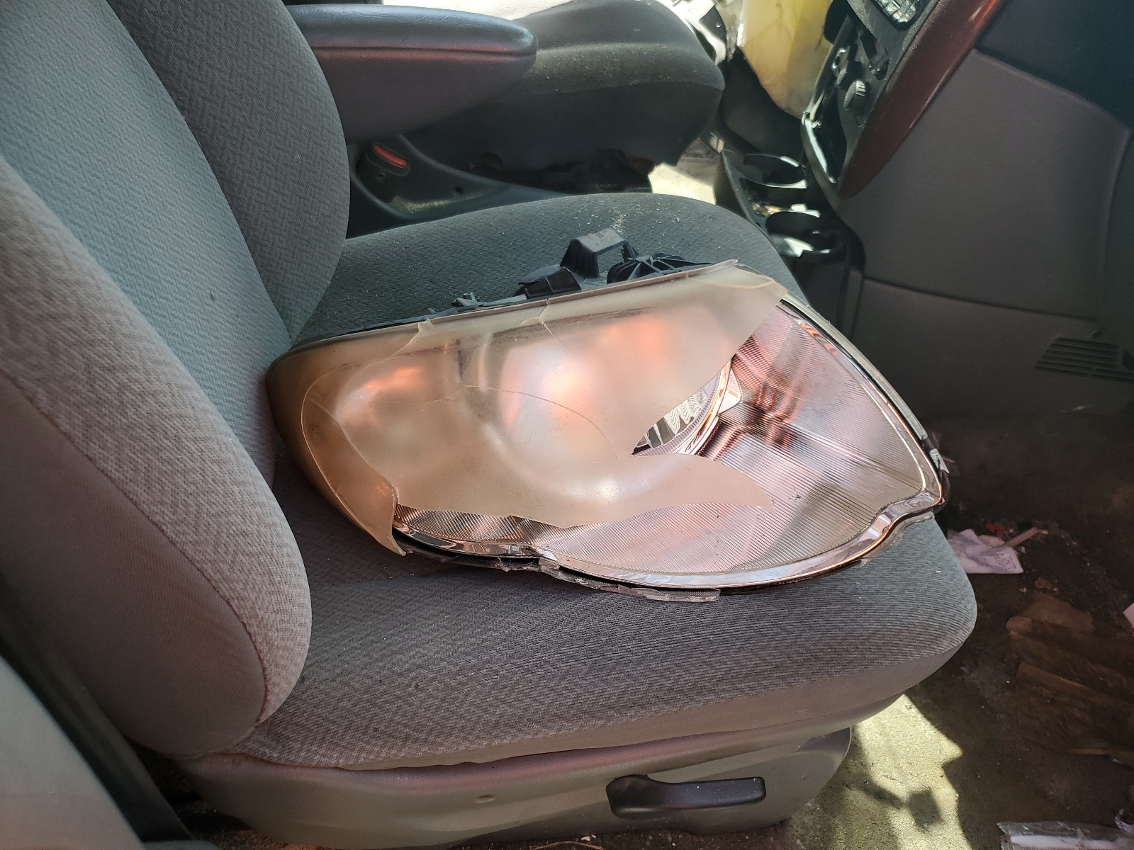 2C4GP44RX5R384926 2005 Chrysler Town & Country Lx