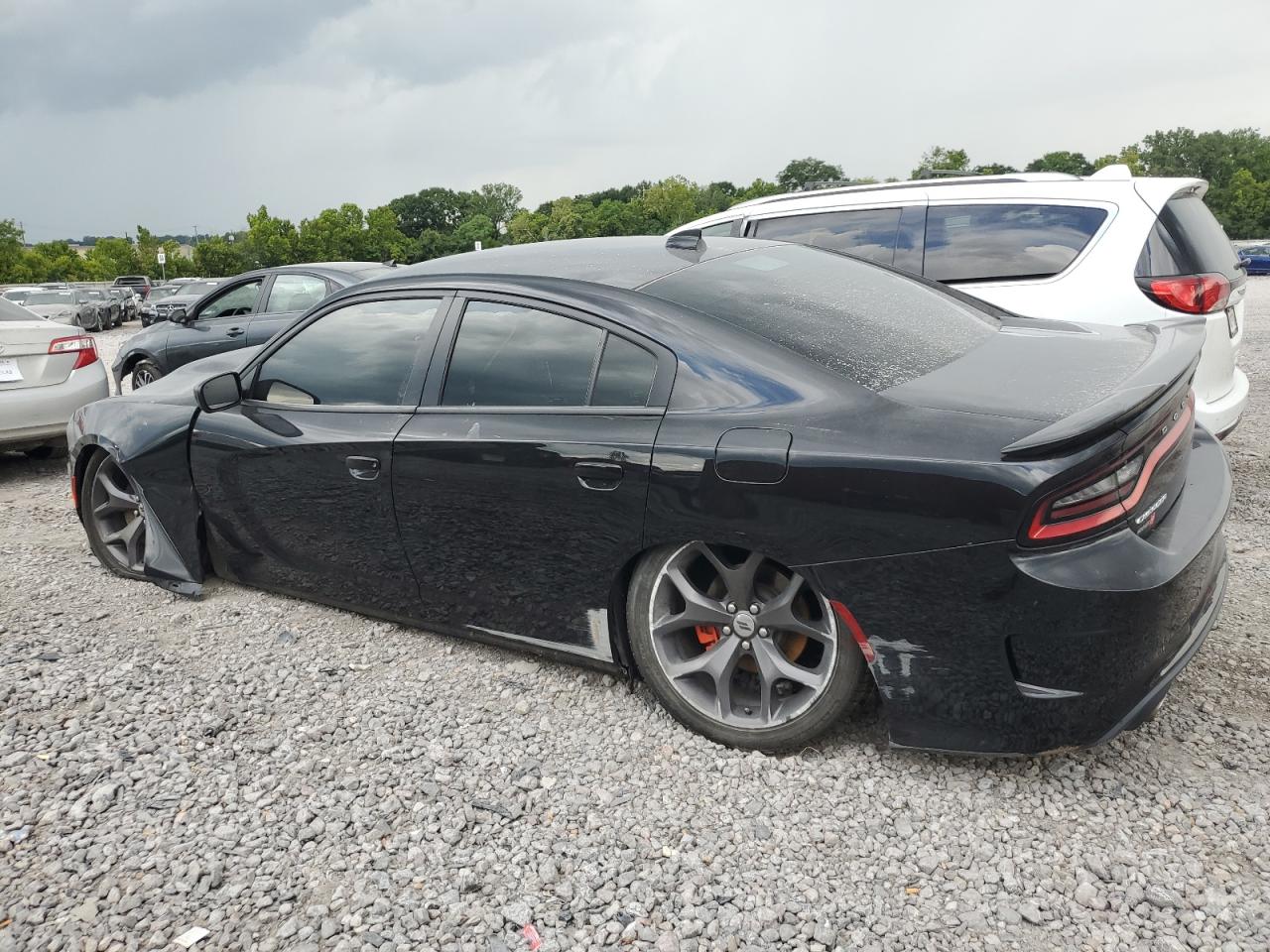 2C3CDXHG7KH578921 2019 DODGE CHARGER - Image 2