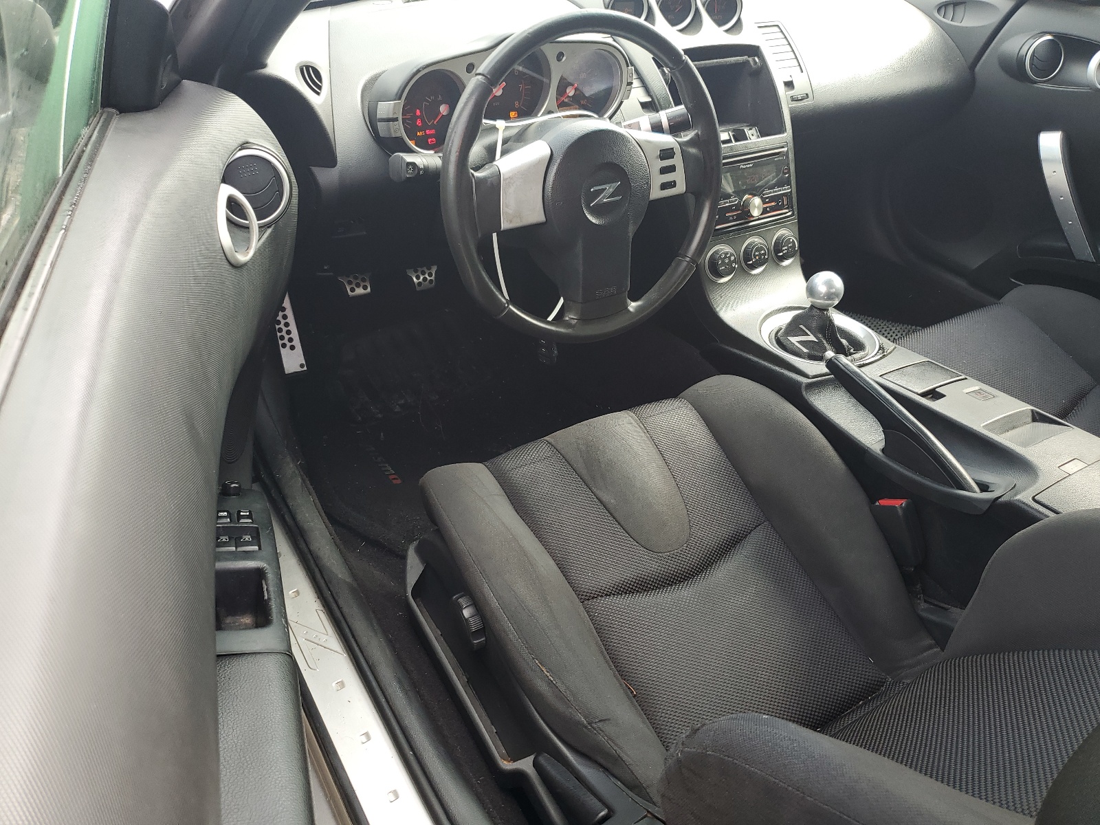 JN1AZ34D54T151139 2004 Nissan 350Z Coupe