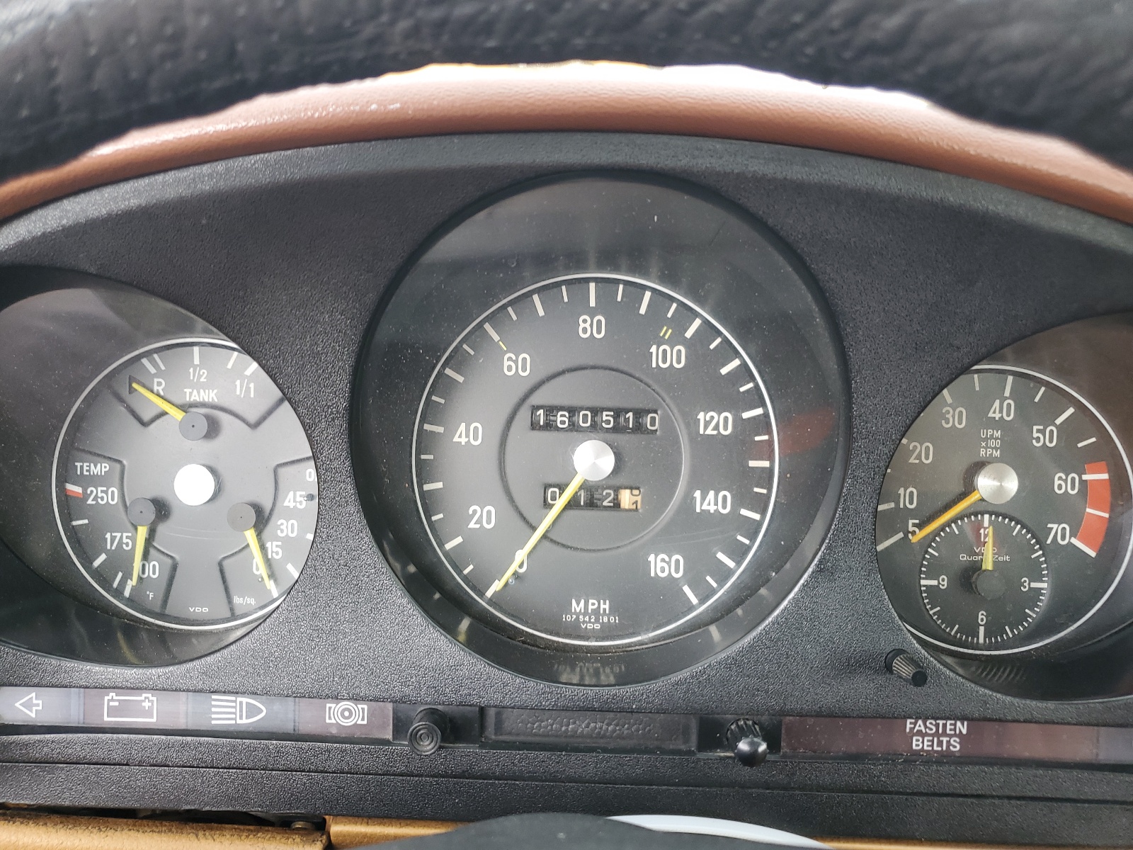 10704412026347 1975 Mercedes-Benz 450Sl