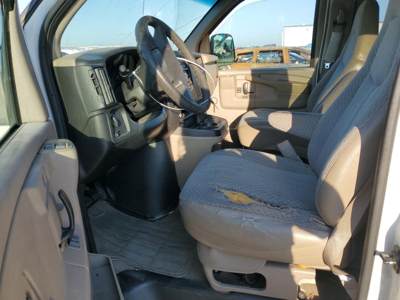 2003 Chevrolet Express G3500 VIN: 1GAHG39UX31101950 Lot: 63404714