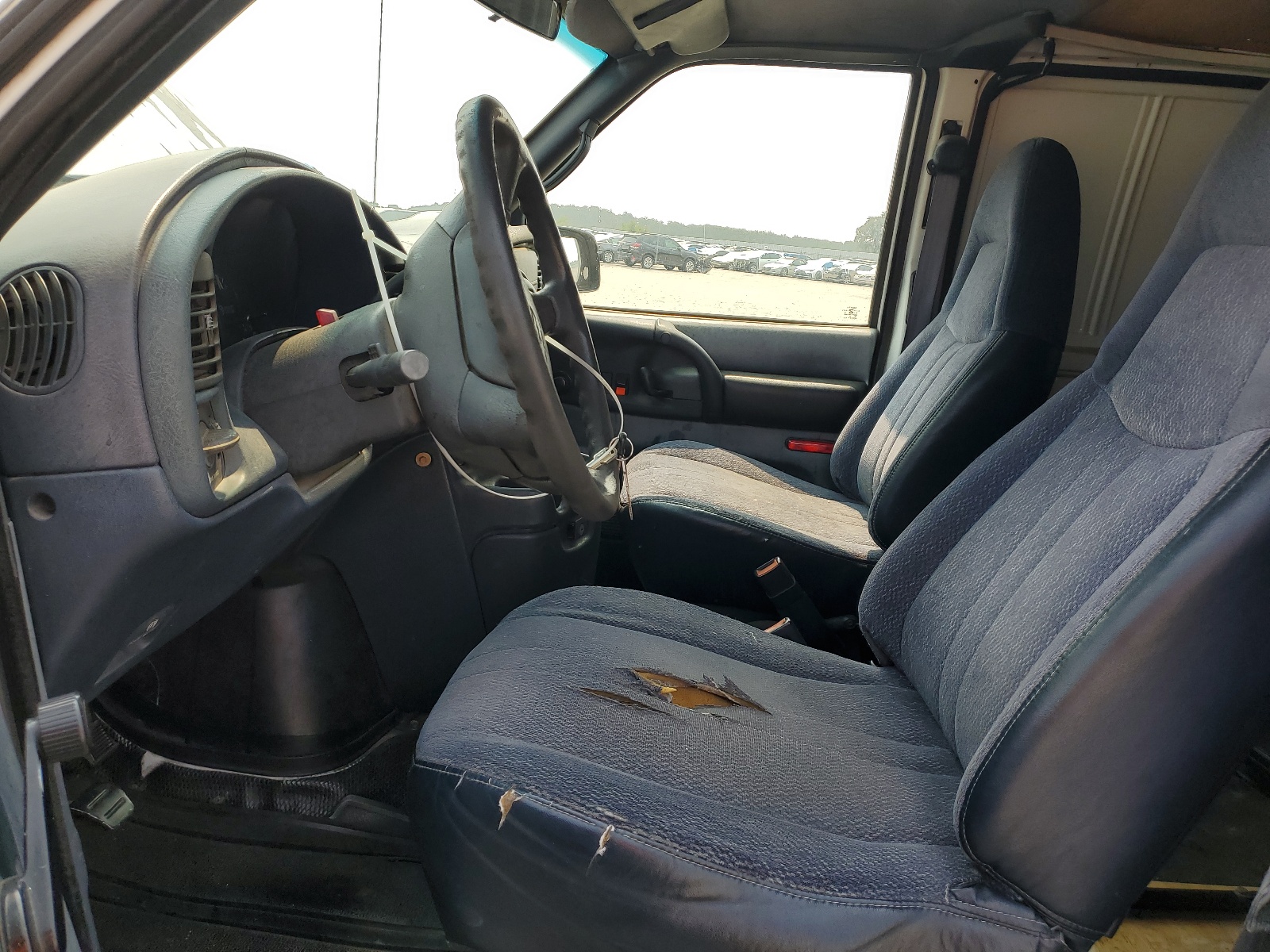 1GCDM19W1TB165955 1996 Chevrolet Astro