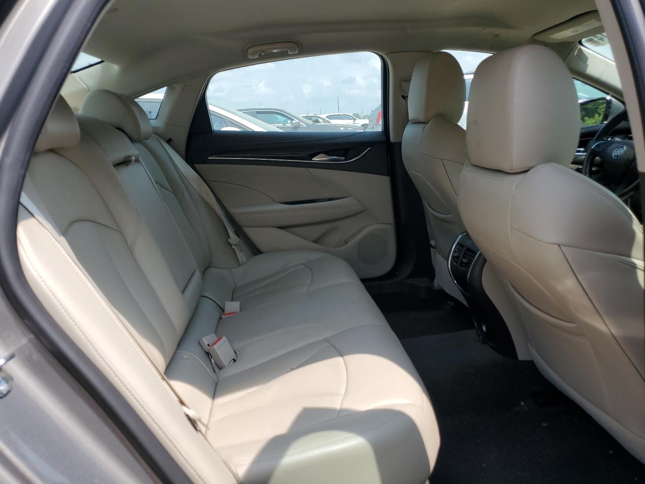 2017 Buick LaCrosse - Image 10