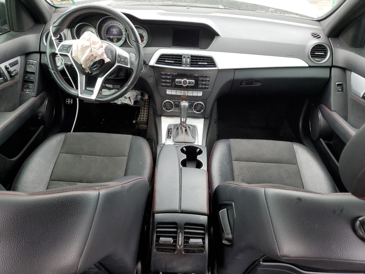 2013 Mercedes-Benz C 300 4Matic VIN: WDDGF8AB4DA818560 Lot: 64896404