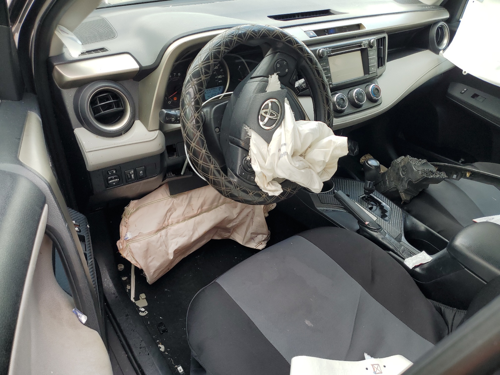 2T3ZFREV6EW107152 2014 Toyota Rav4 Le